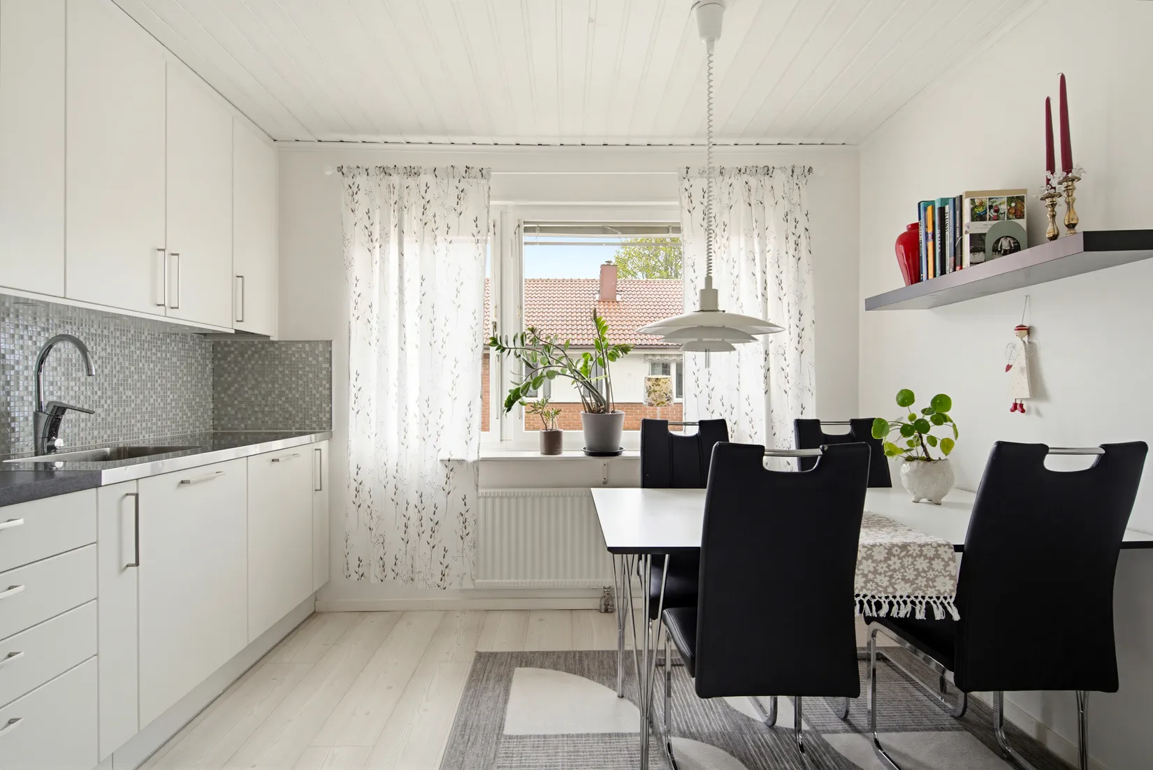 Villa, Slagrutevägen 6, Valsätra, Uppsala