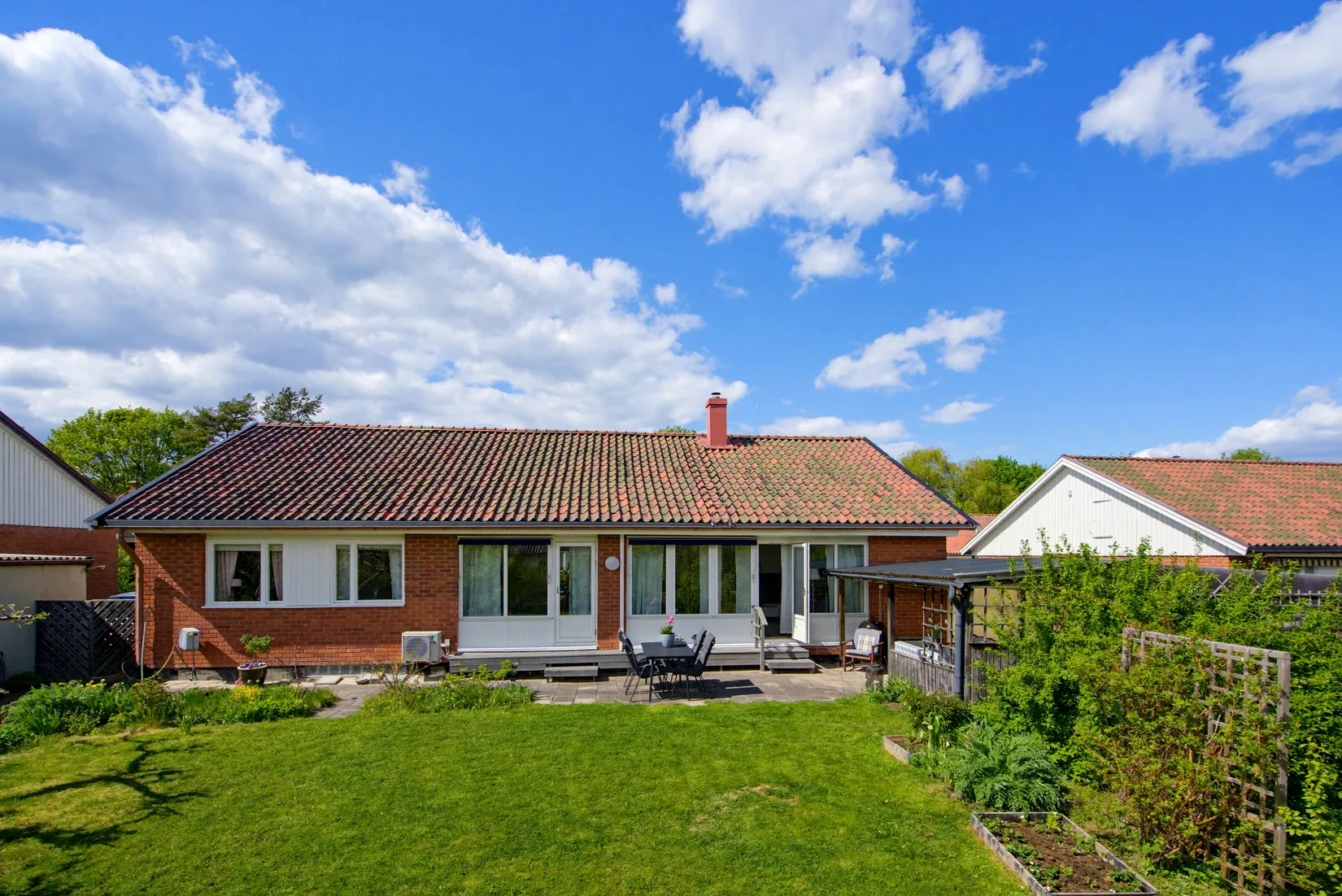 Villa, Slagrutevägen 6, Valsätra, Uppsala