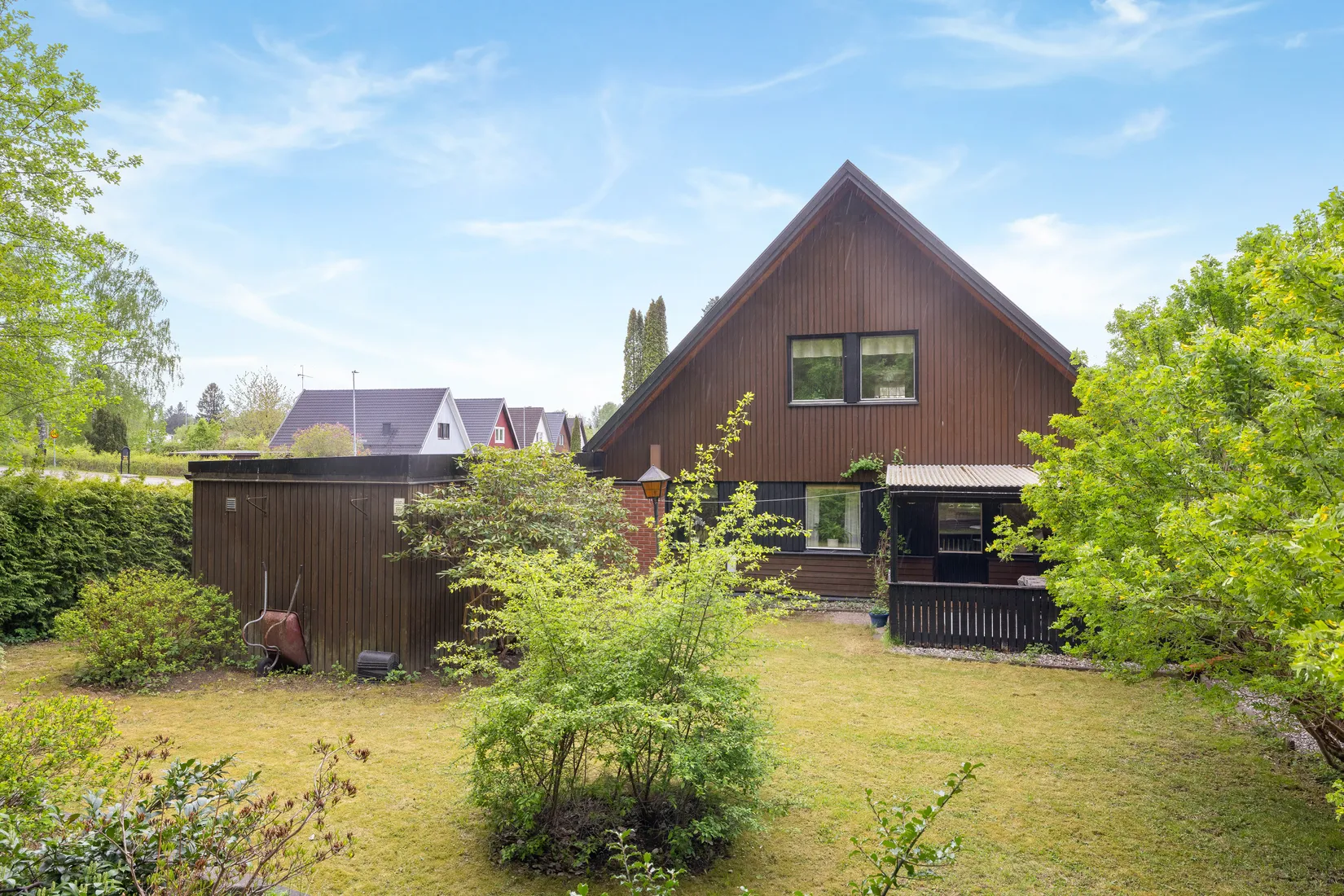 Villa, Famnvägen 2, Bålsta Sågarbacken, Håbo