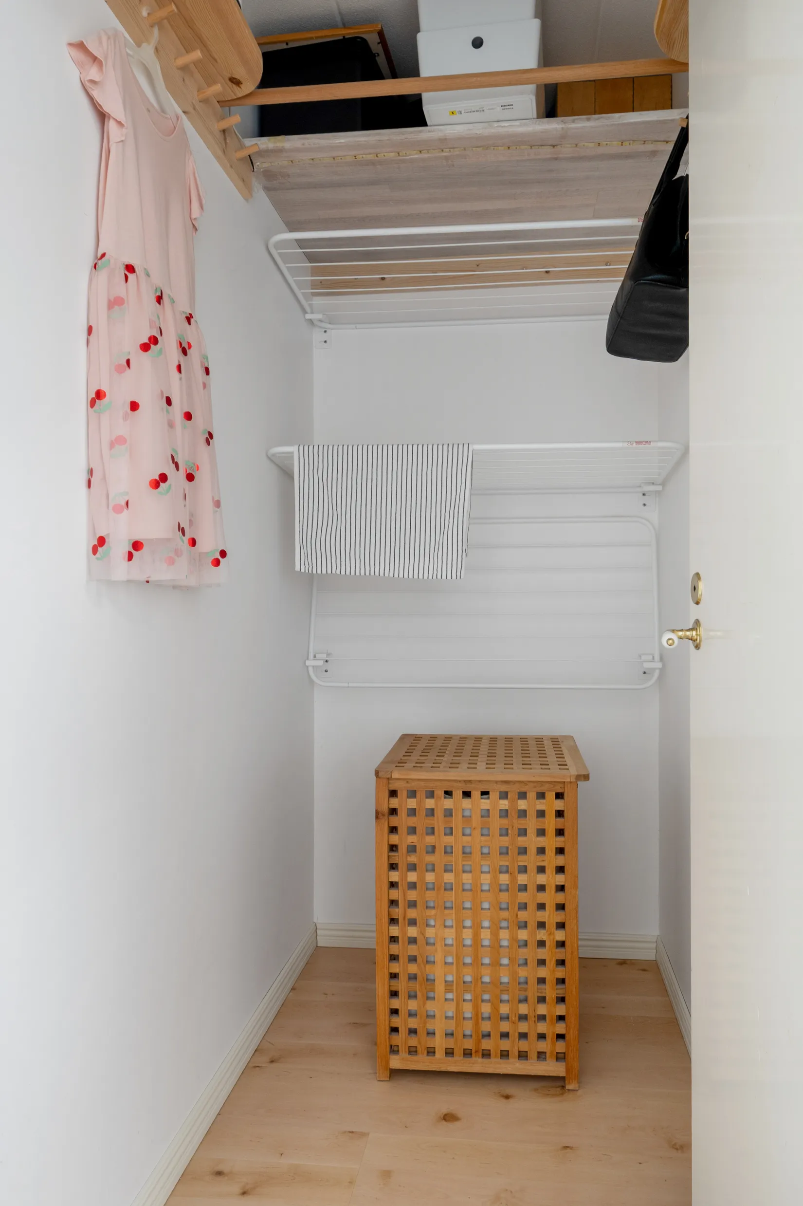 Villa, Radhus, Byggmästarvägen 161, Utsälje, Huddinge