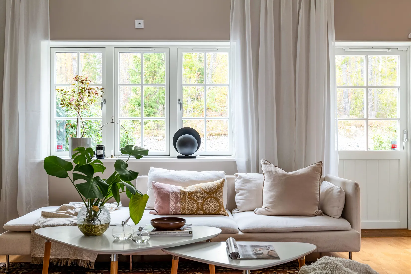Radhus, Tallsoppsvägen 22, Ekeby-Almby, Örebro