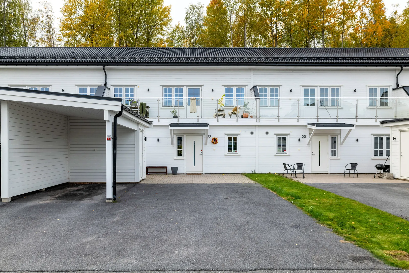 Radhus, Tallsoppsvägen 22, Ekeby-Almby, Örebro