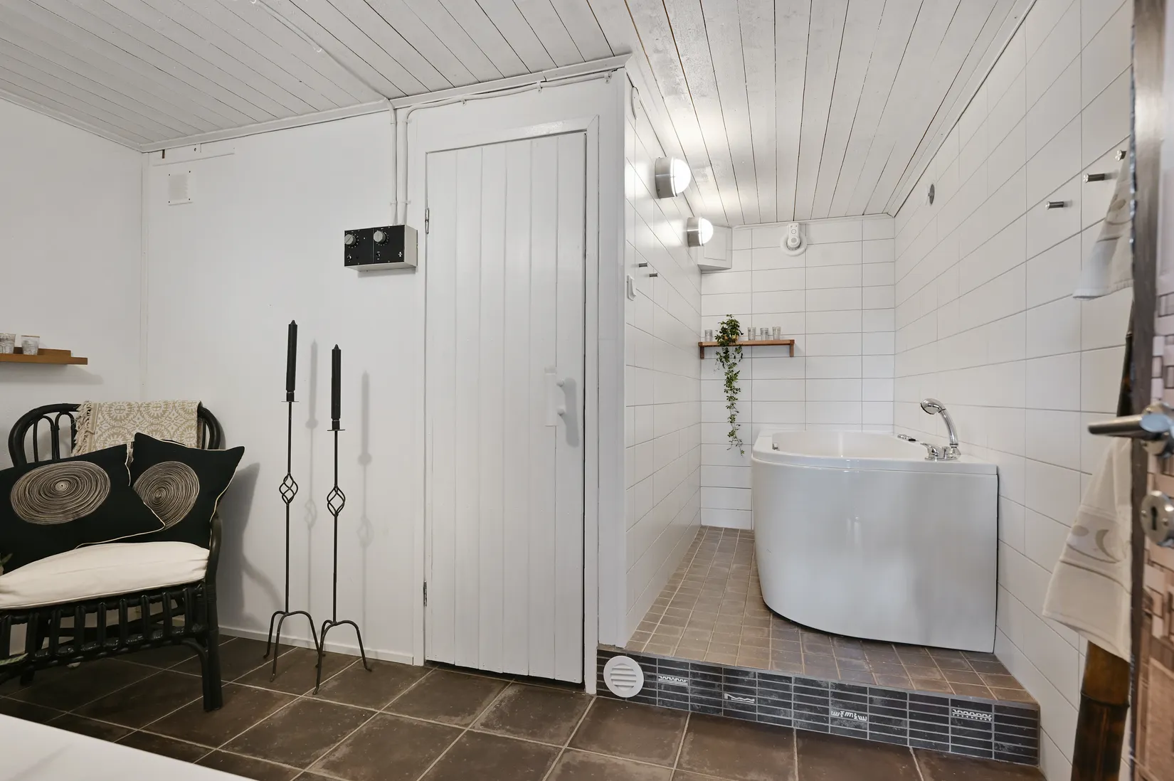 Villa, Radhus, Närlunda gårds väg 14, Ekerö Närlunda, Ekerö