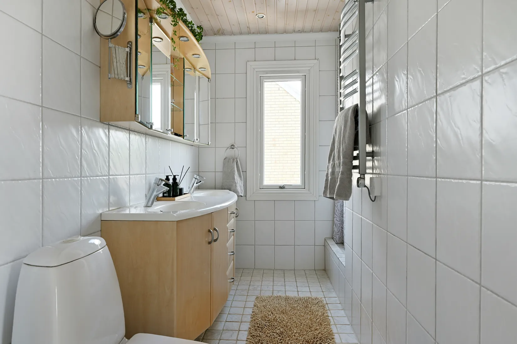 Villa, Radhus, Närlunda gårds väg 14, Ekerö Närlunda, Ekerö