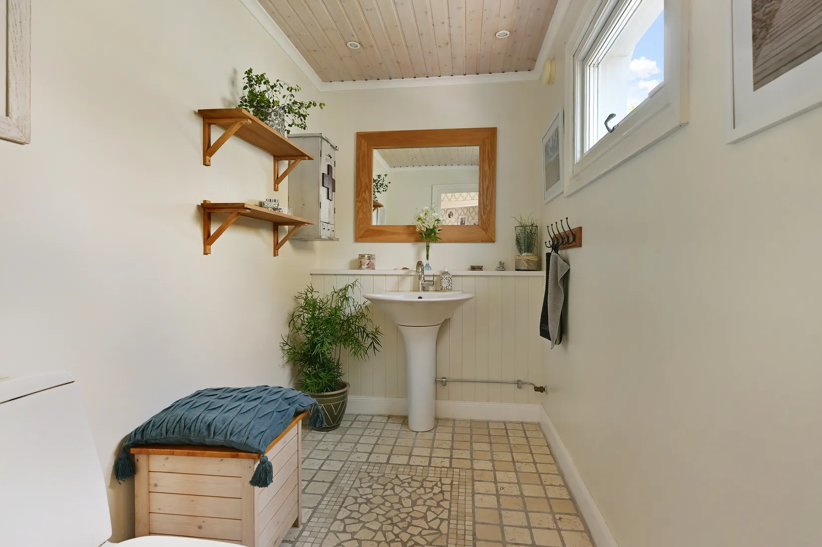 Villa, Radhus, Närlunda gårds väg 14, Ekerö Närlunda, Ekerö