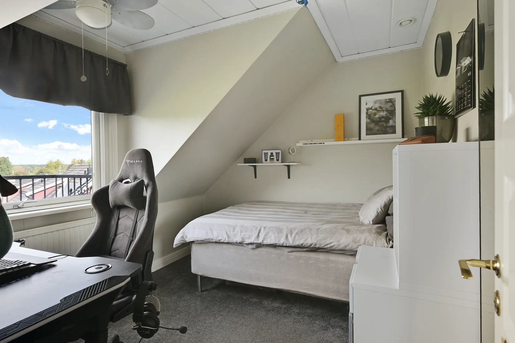 Villa, Radhus, Närlunda gårds väg 14, Ekerö Närlunda, Ekerö