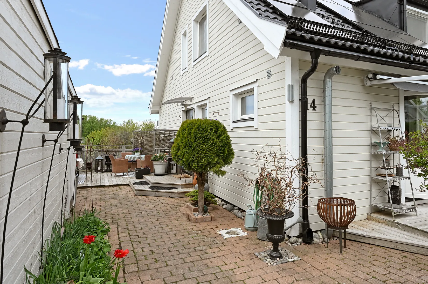 Villa, Radhus, Närlunda gårds väg 14, Ekerö Närlunda, Ekerö