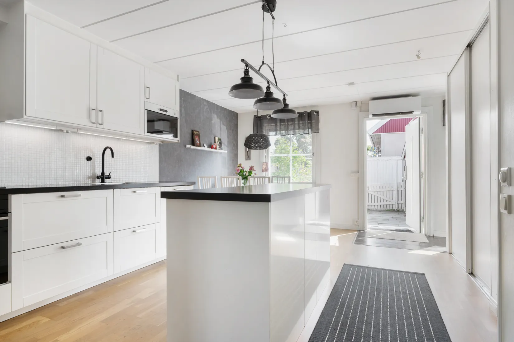 Radhus, Roddarvägen 9, Snättringe, Huddinge