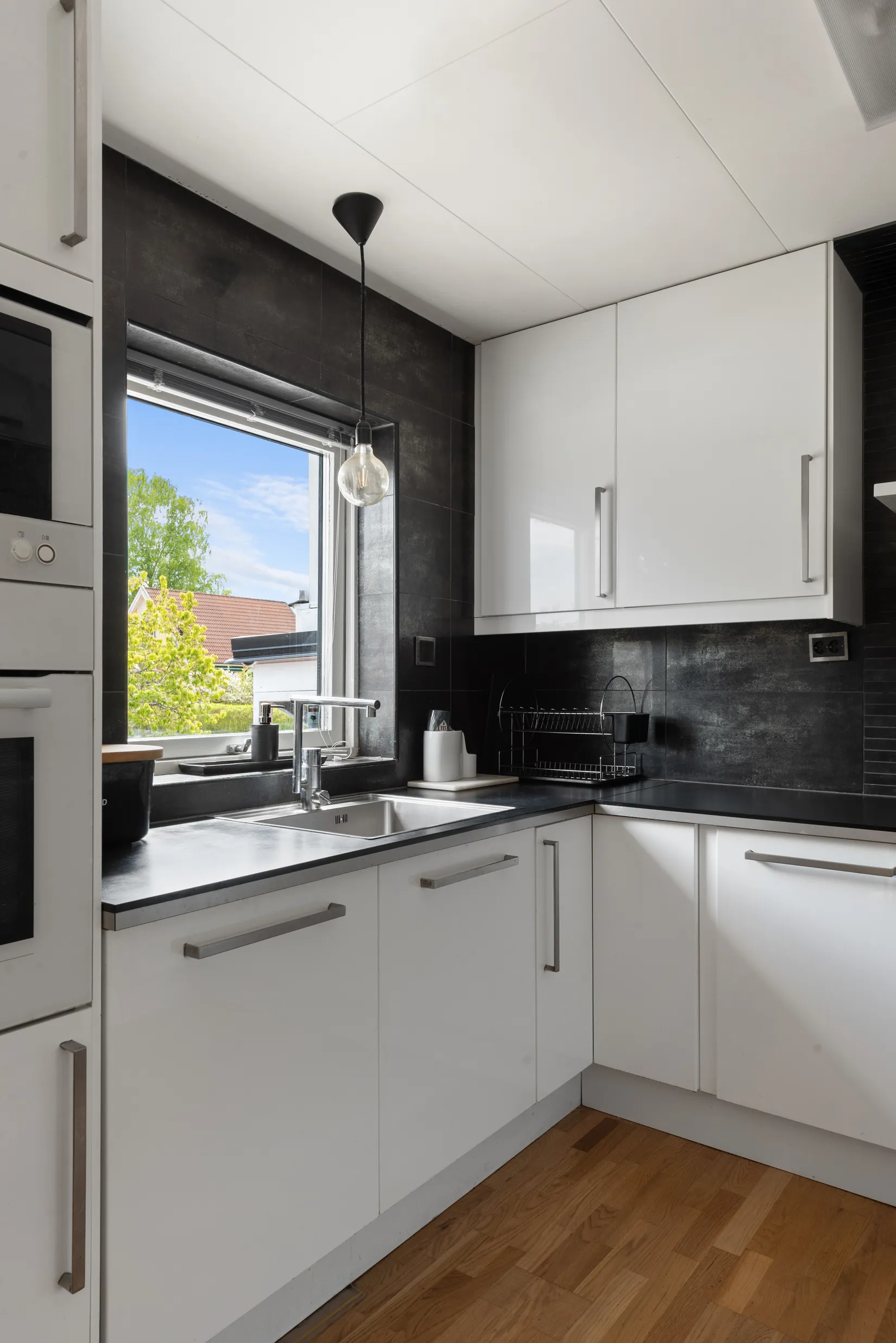 Villa, Radhus, Götavägen 74, Gribbylund, Täby