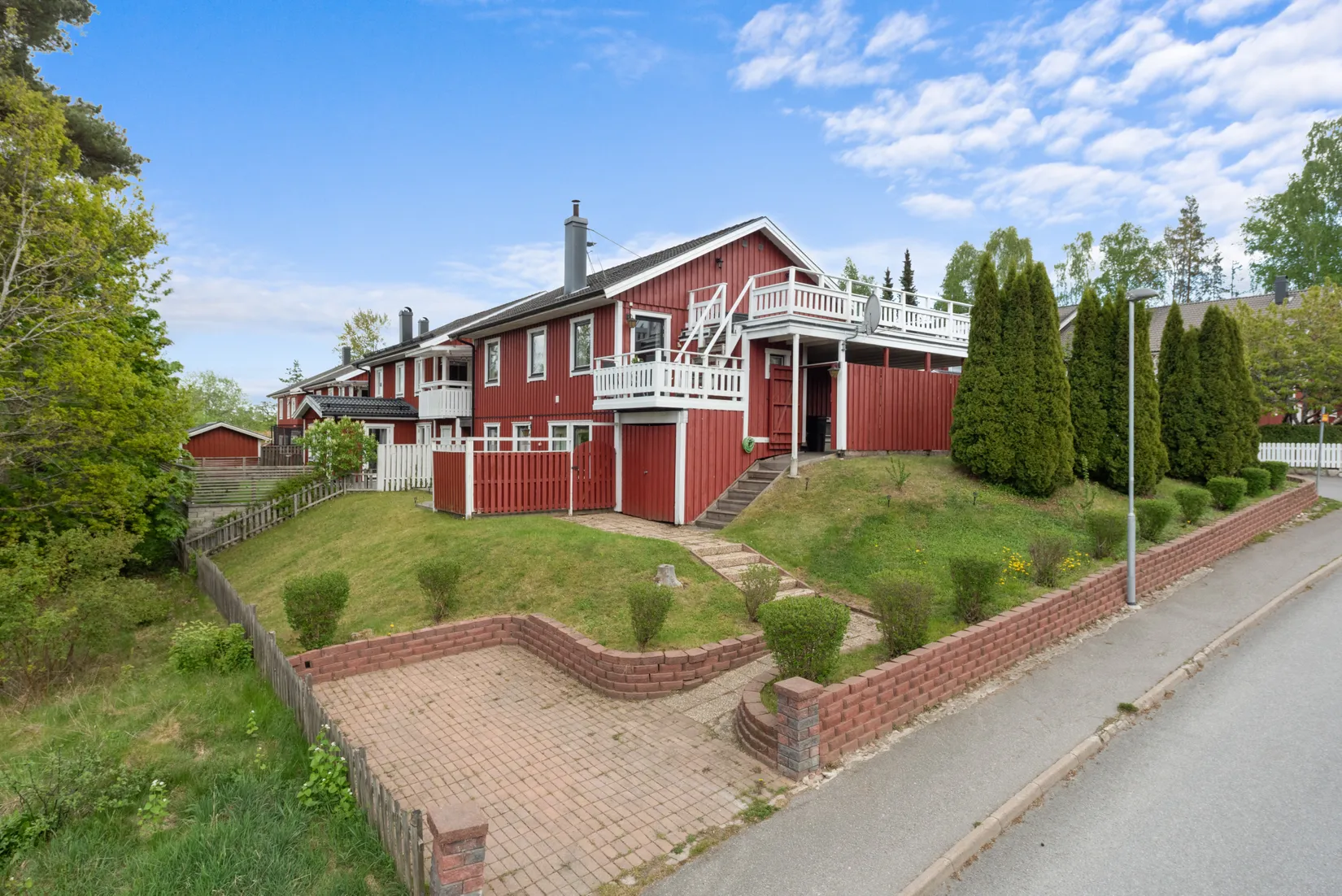 Villa, Radhus, Götavägen 74, Gribbylund, Täby
