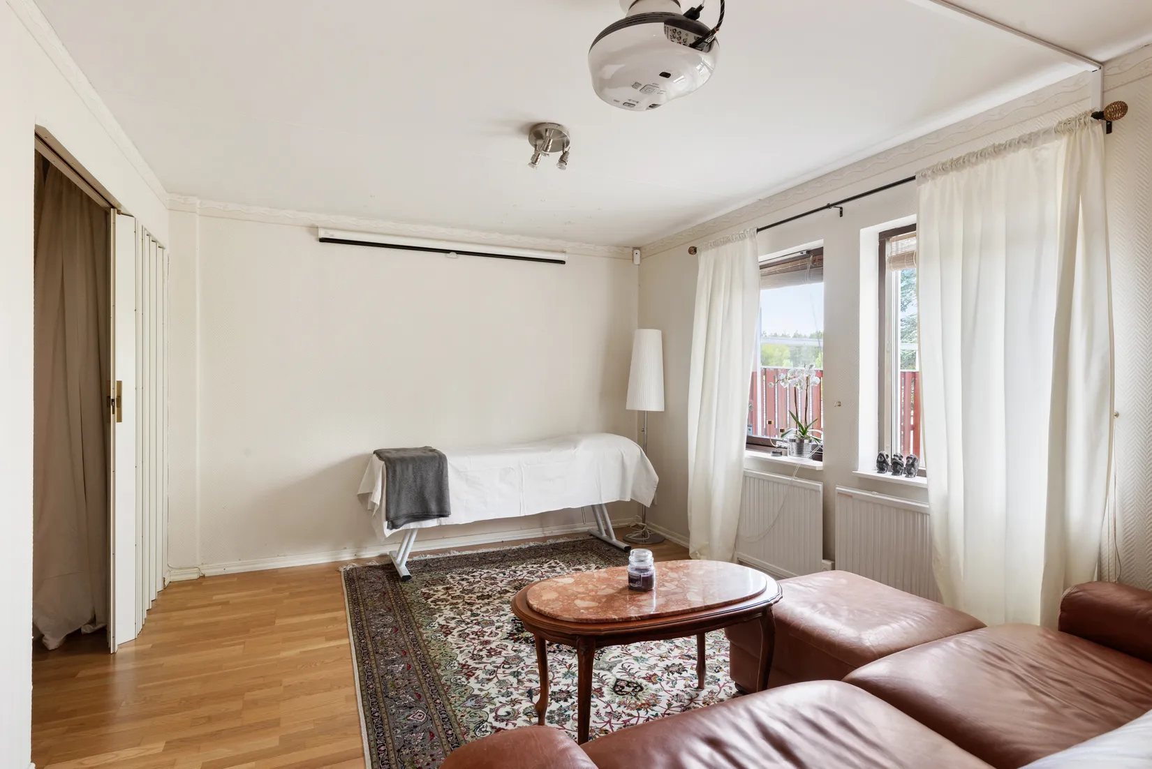Villa, Radhus, Götavägen 74, Gribbylund, Täby
