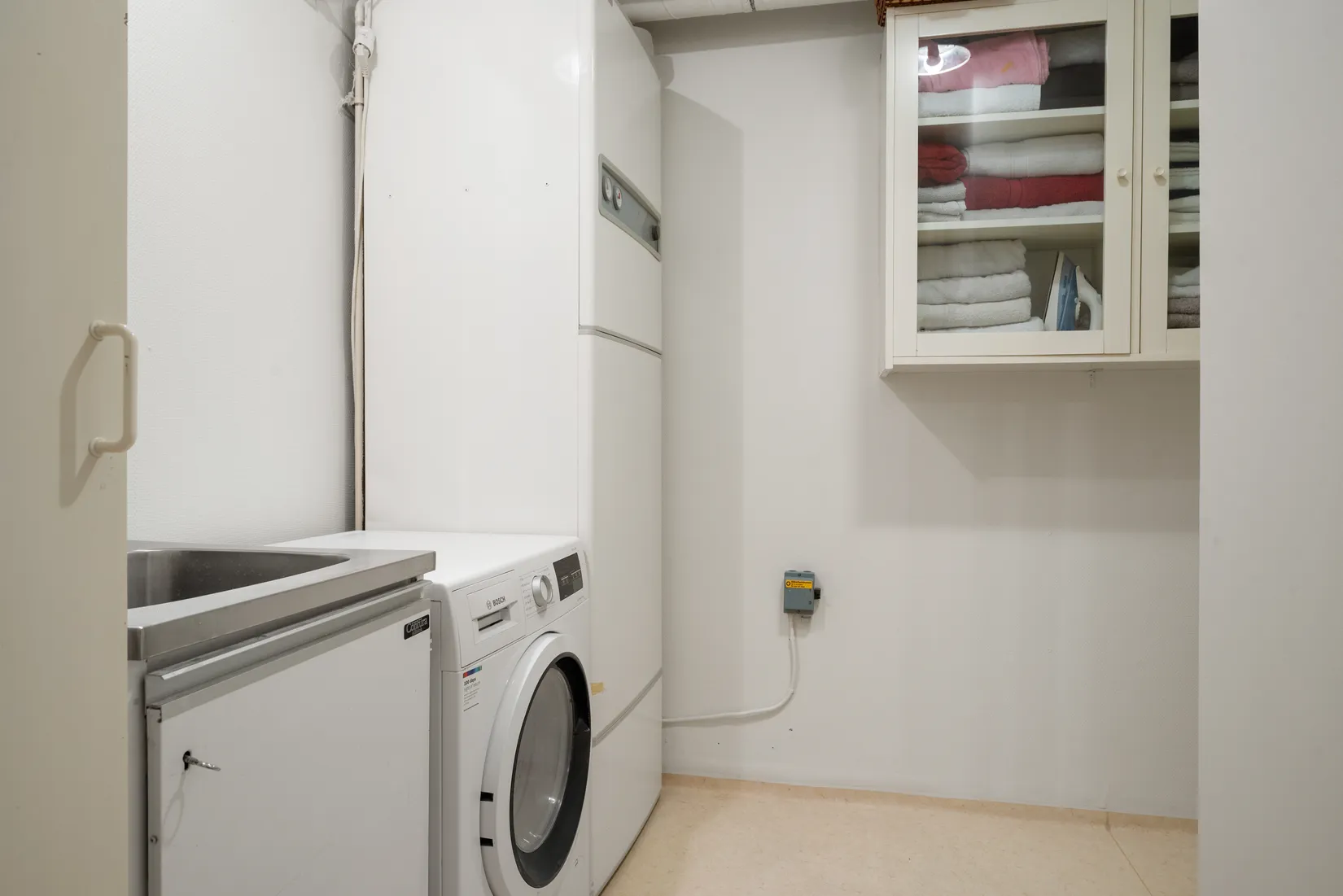 Radhus, Götavägen 74, Gribbylund, Täby