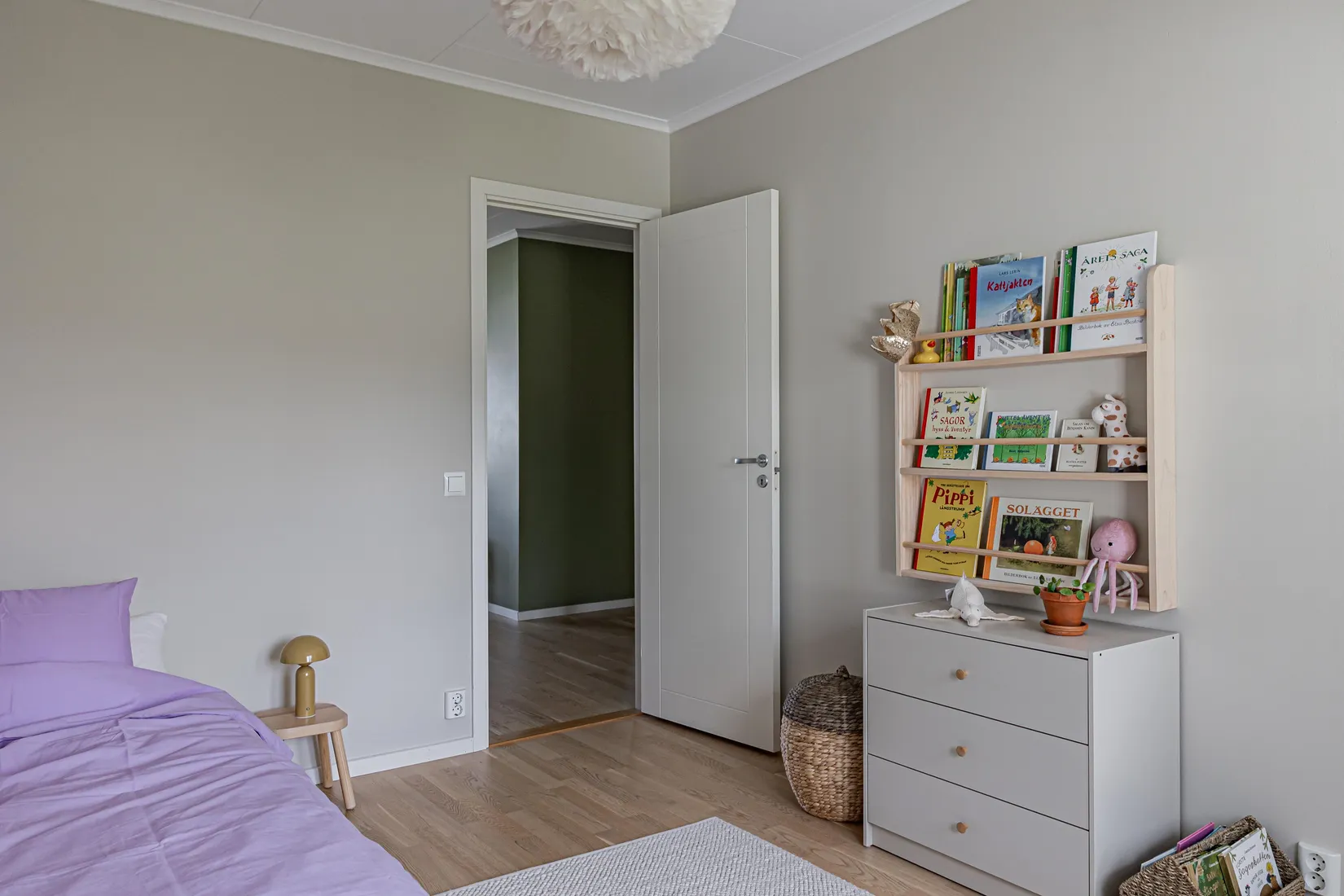 Villa, Radhus, Ålesundsgatan 22, Lillhamra, Västerås