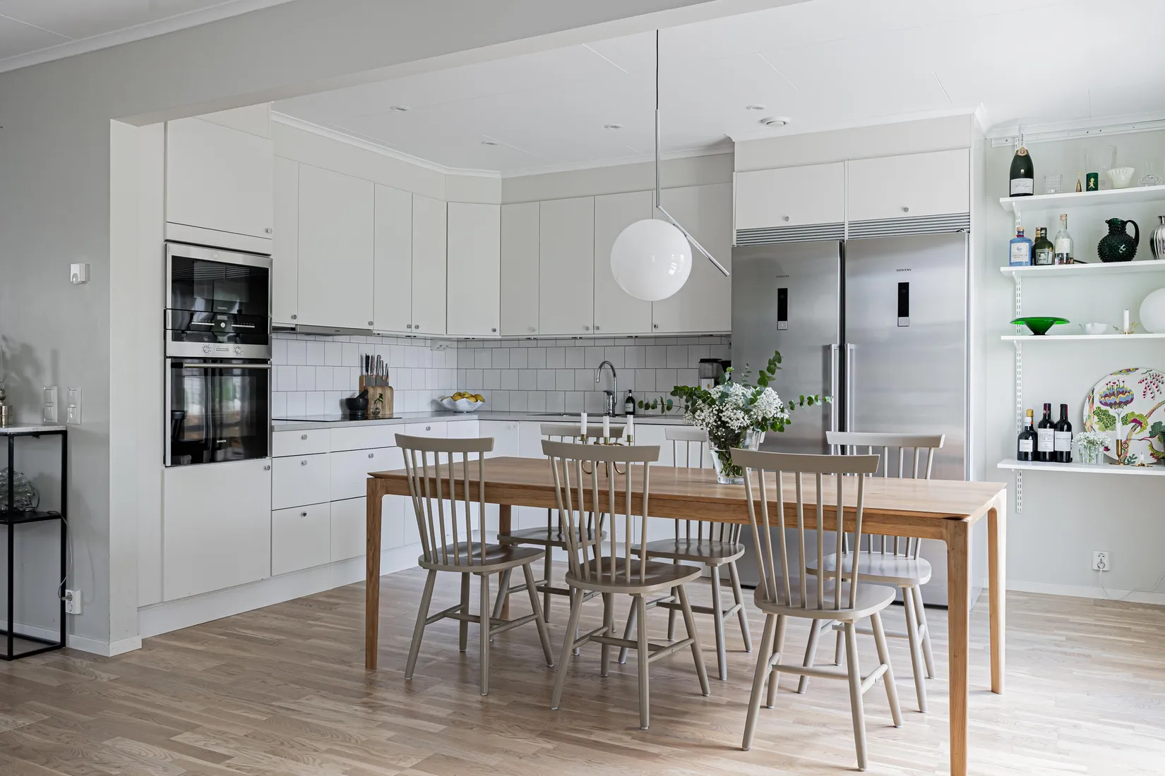 Villa, Radhus, Ålesundsgatan 22, Lillhamra, Västerås