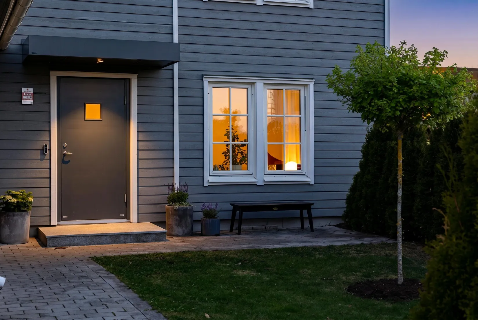 Villa, Radhus, Ålesundsgatan 22, Lillhamra, Västerås