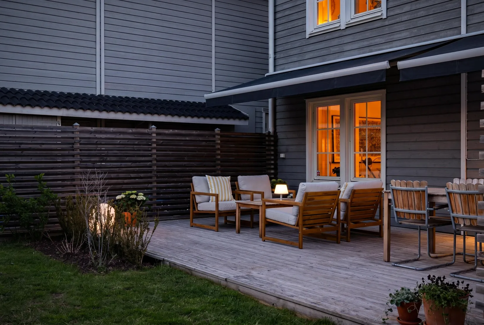 Villa, Radhus, Ålesundsgatan 22, Lillhamra, Västerås