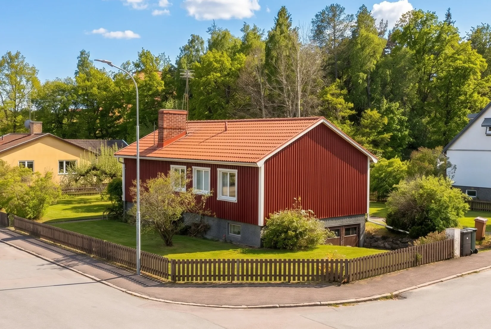 Villa, Dan Anderssons gata 1, Nordanby, Västerås
