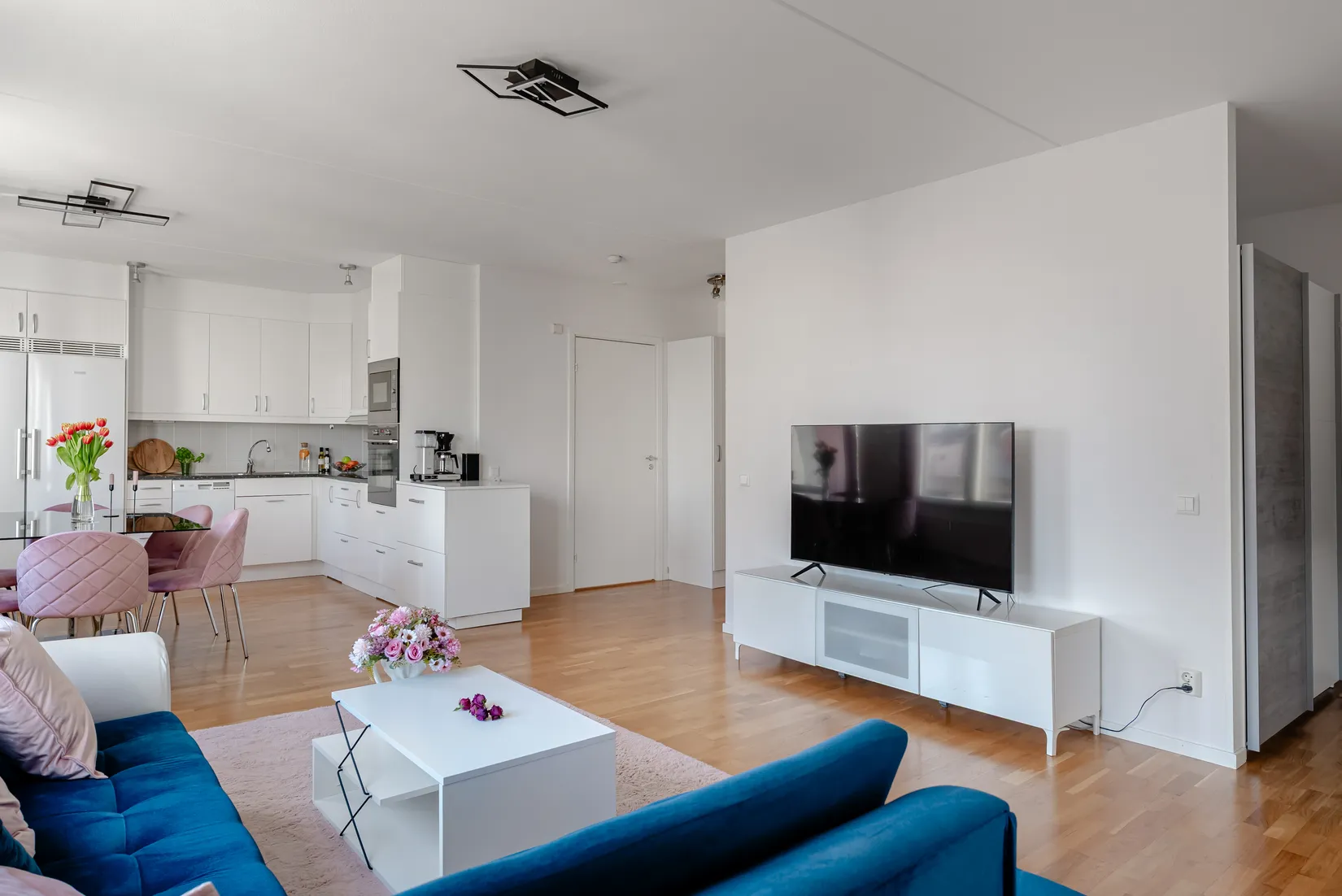 Bostadsrätt, Gamla Södertäljevägen 8, Fruängen, Stockholm
