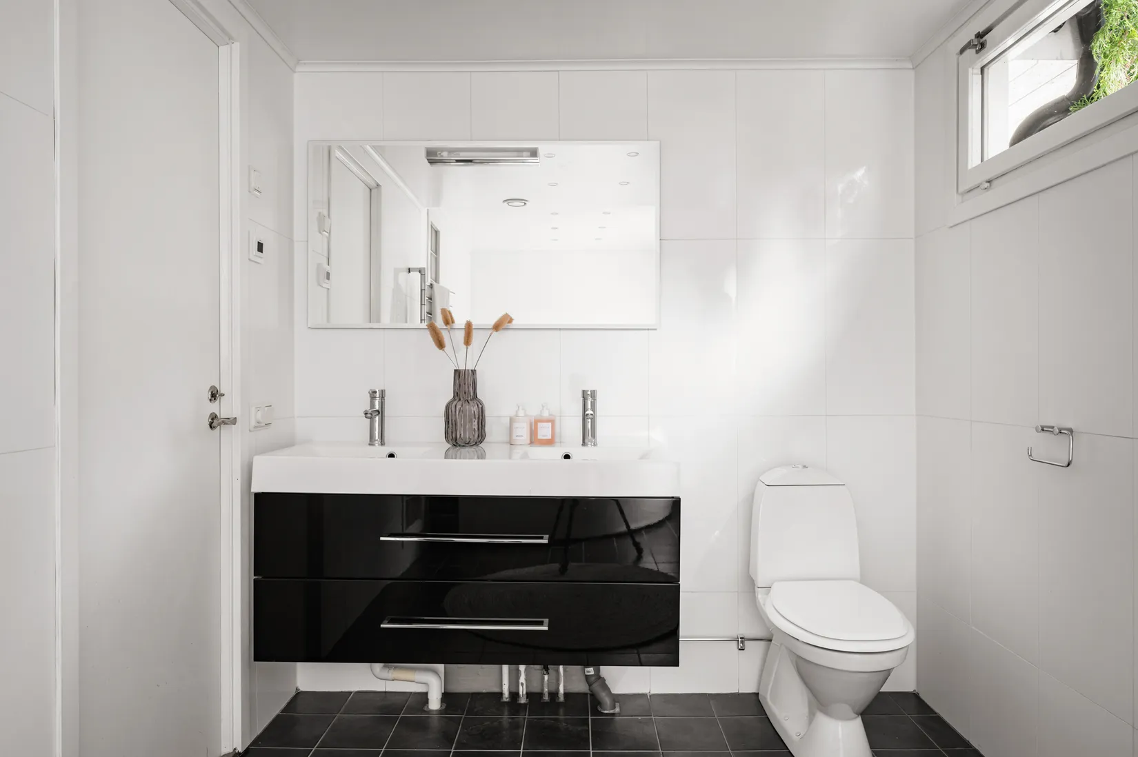 Villa, Radhus, Björnskogsgränd 165, Vällingby - Kälvesta, Stockholm