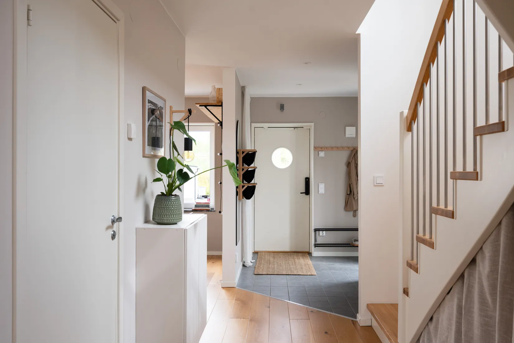 Villa, Radhus, Skogsbetesvägen 20, Gäddeholm, Västerås