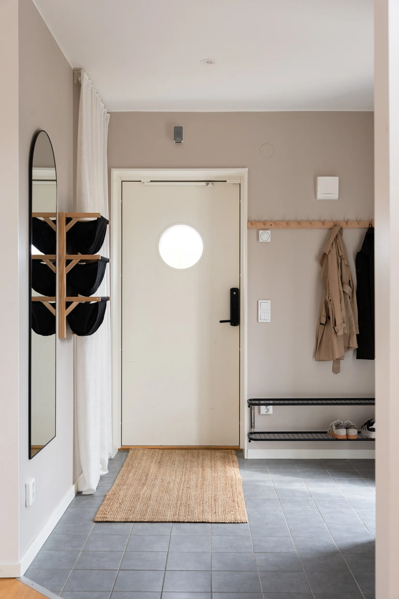 Villa, Radhus, Skogsbetesvägen 20, Gäddeholm, Västerås