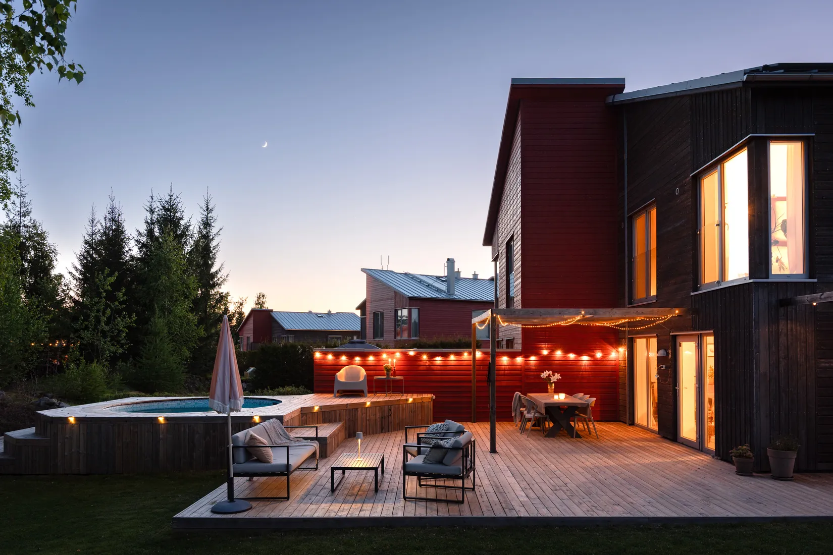 Villa, Radhus, Skogsbetesvägen 20, Gäddeholm, Västerås
