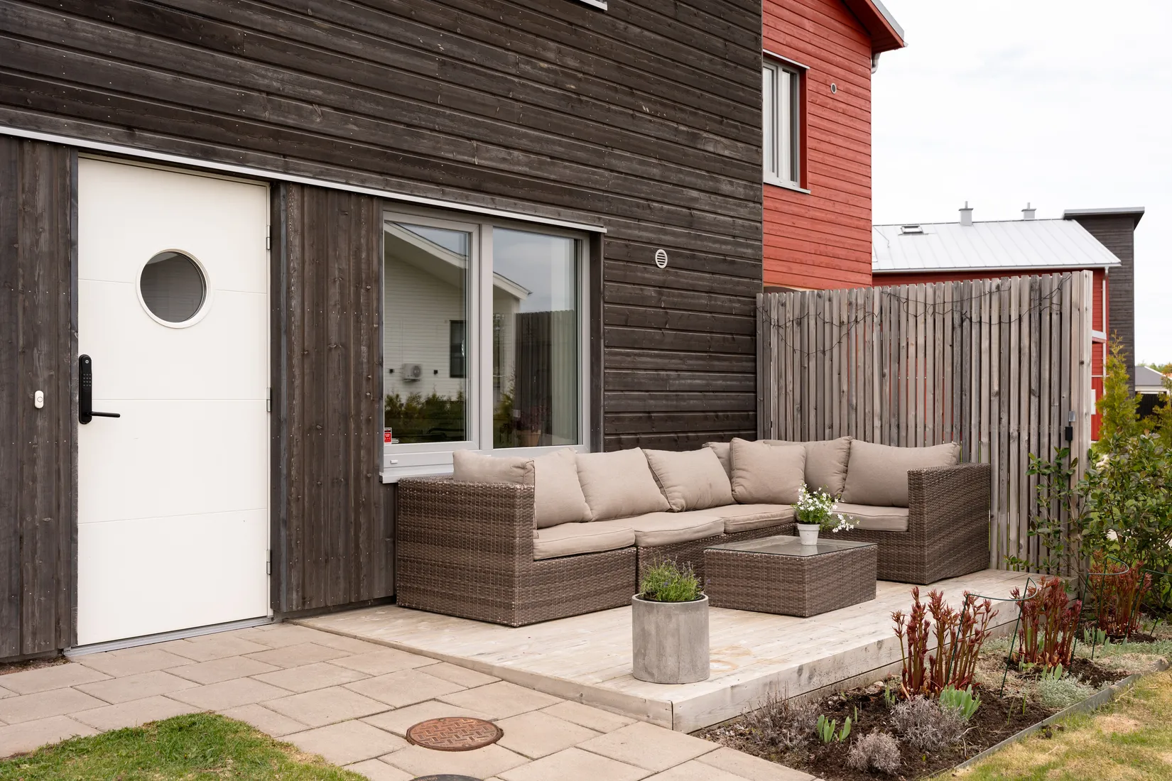 Villa, Radhus, Skogsbetesvägen 20, Gäddeholm, Västerås