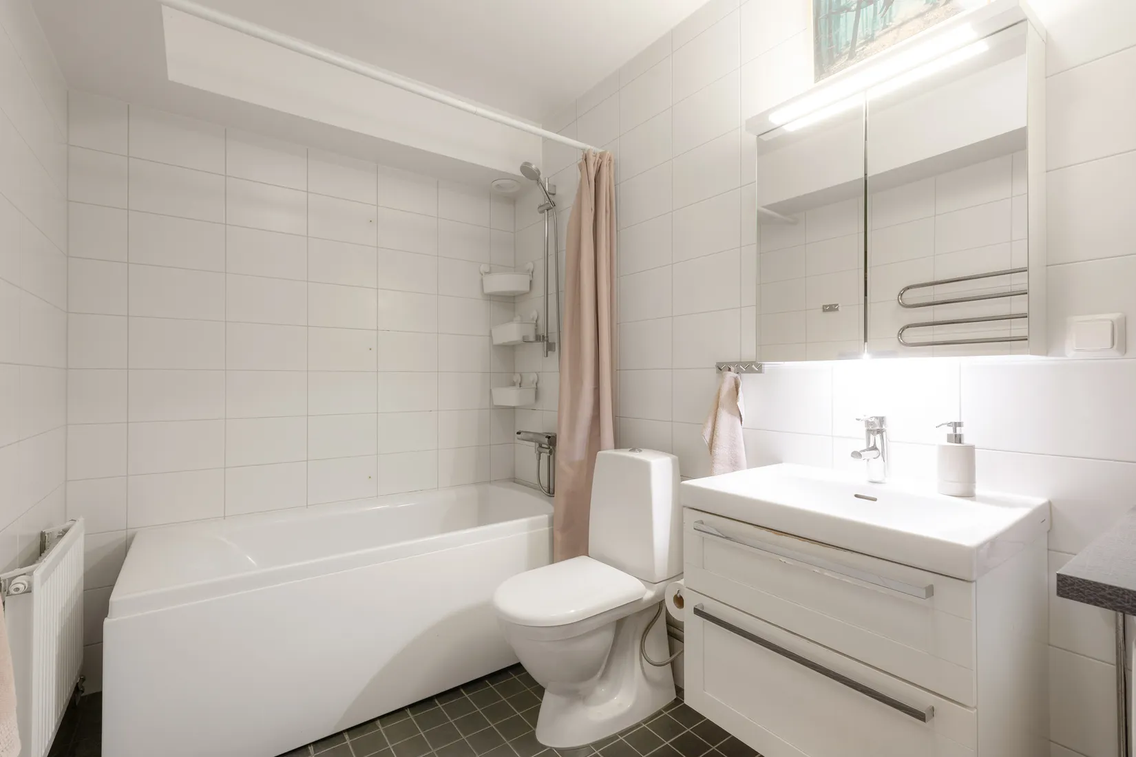 Bostadsrätt, Alpvägen 21, Bromma / Mariehäll, Stockholm