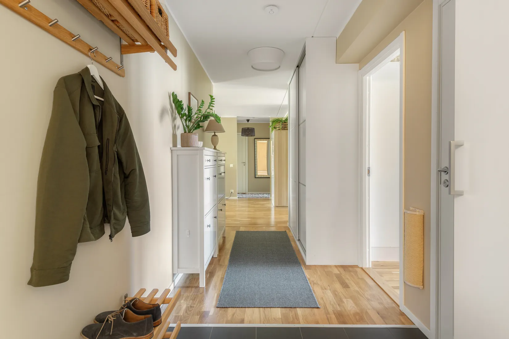 Bostadsrätt, Alpvägen 21, Bromma / Mariehäll, Stockholm