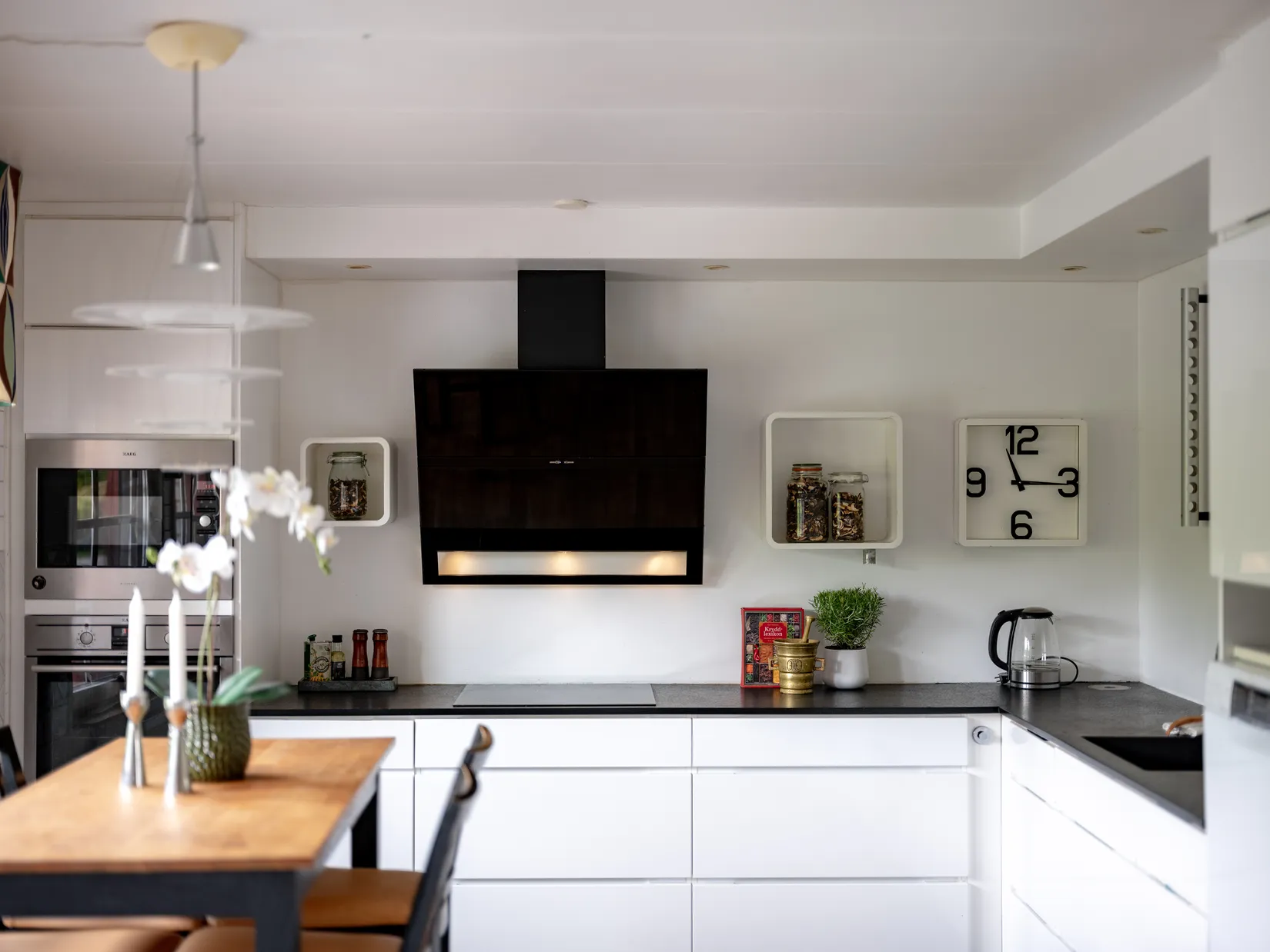 Villa, Radhus, Adolf Lemons väg 118, Täby Kyrkby, Täby