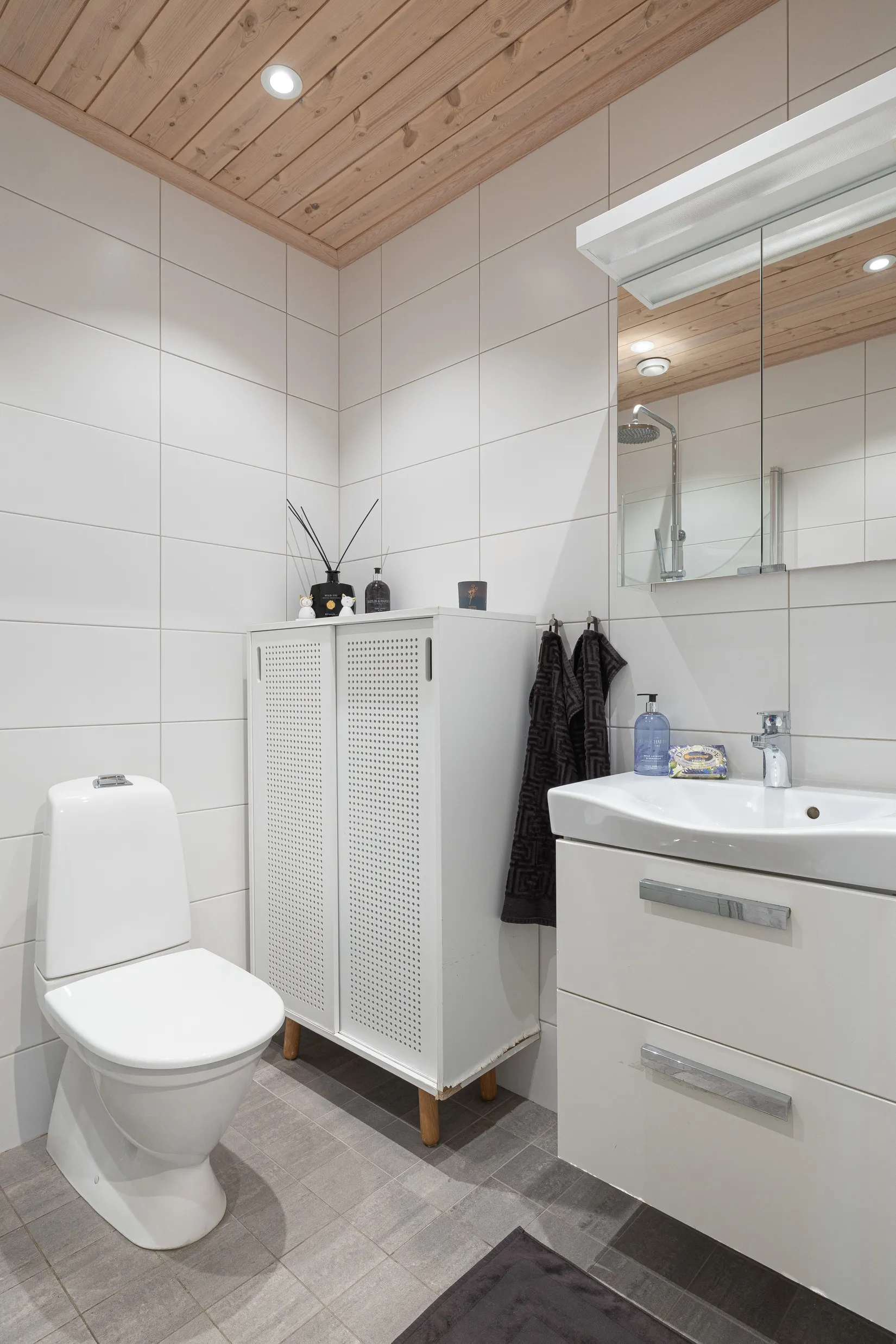 Villa, Meanderslingan 1, Järvastaden, Solna