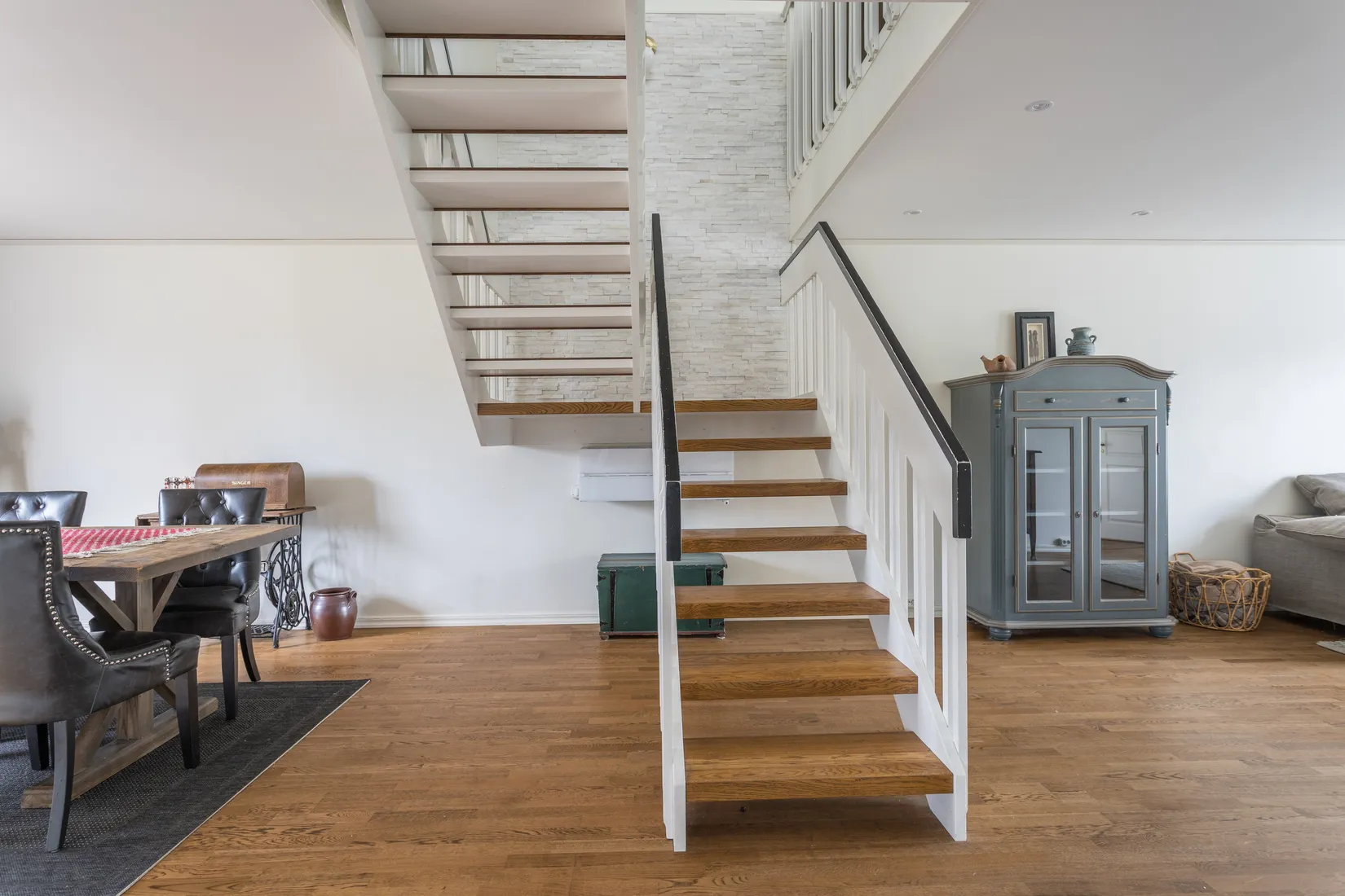 Villa, Radhus, Kanalvägen 65, Töjnan, Sollentuna