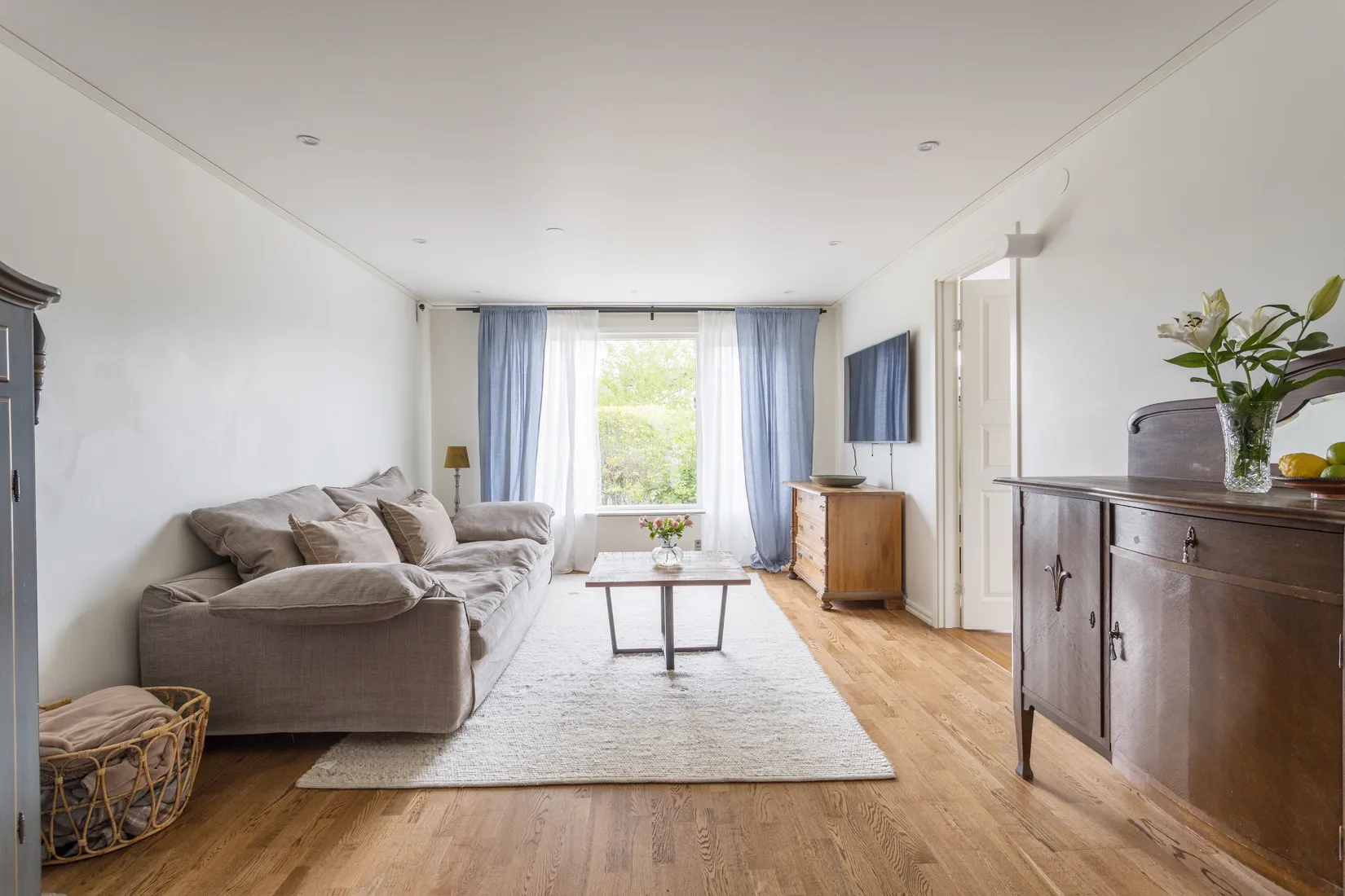 Villa, Radhus, Kanalvägen 65, Töjnan, Sollentuna