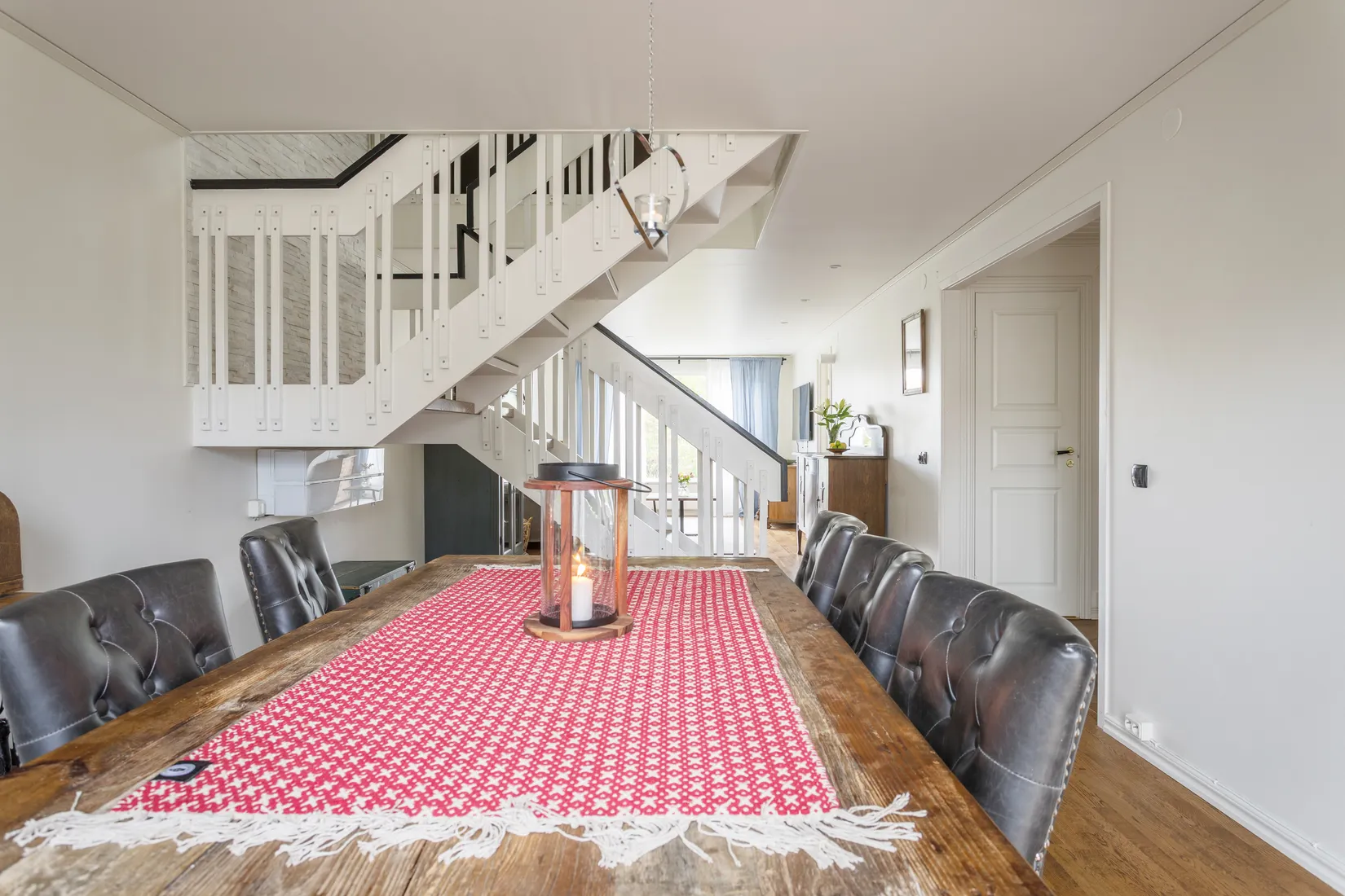 Villa, Radhus, Kanalvägen 65, Töjnan, Sollentuna