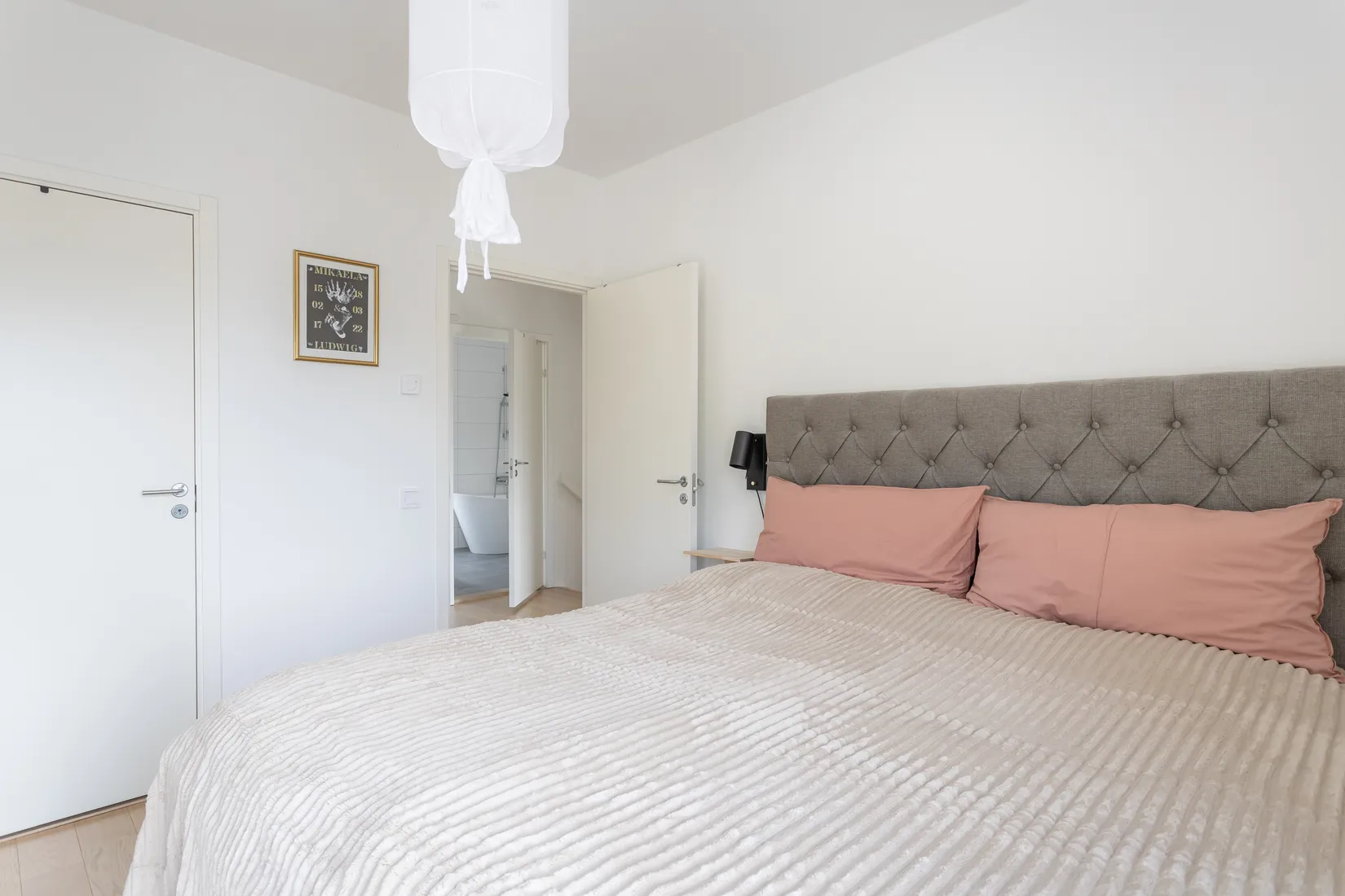 Bostadsrätt, Radhus, Solstigen 26A, Väsjön, Sollentuna