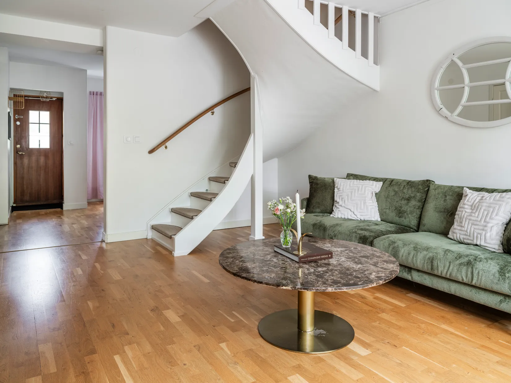 Bostadsrätt, Radhus, Aspvägen 22D, Fågelsången, Sollentuna