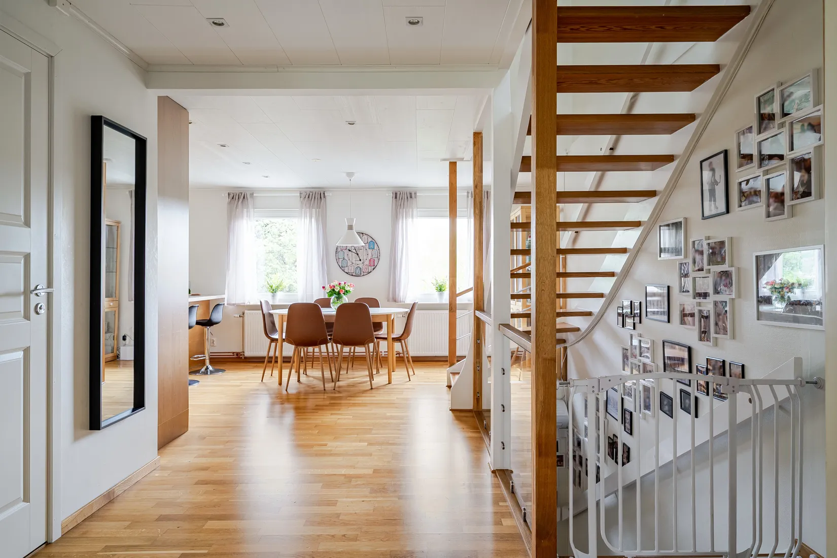 Villa, Radhus, Centralgatan 29A, Centralt, Nynäshamn