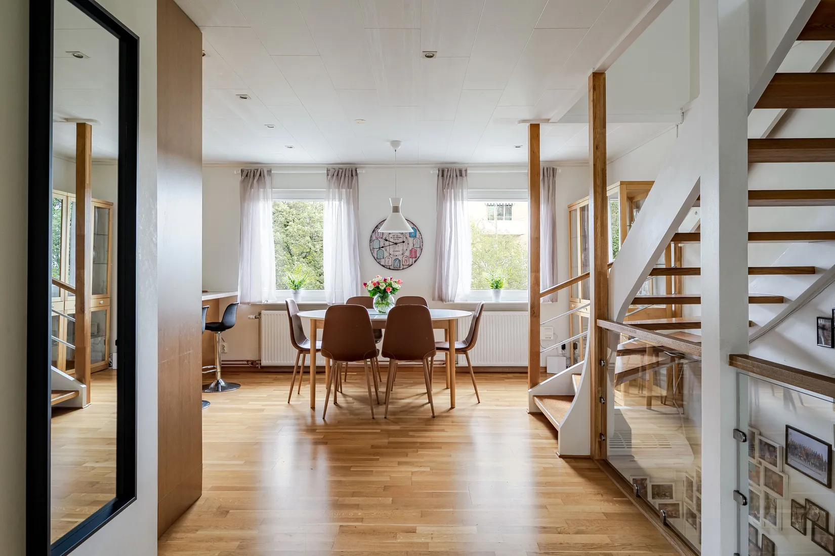 Villa, Radhus, Centralgatan 29A, Centralt, Nynäshamn