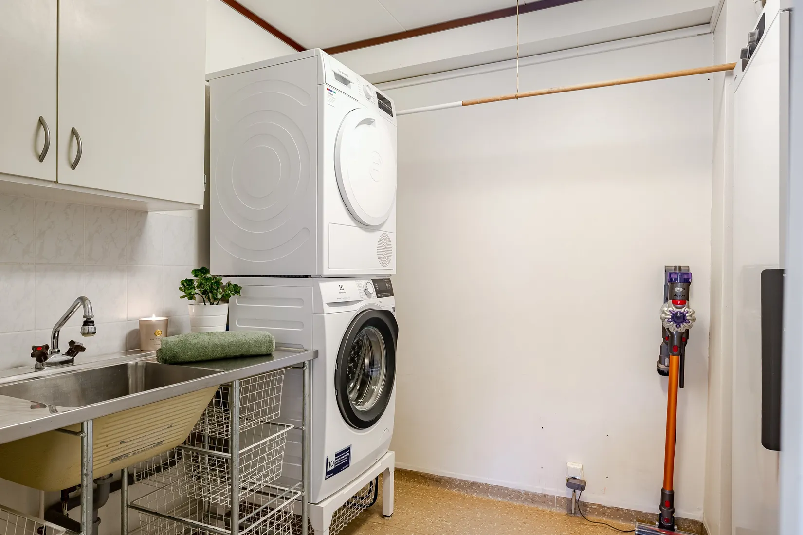 Villa, Radhus, Centralgatan 29A, Centralt, Nynäshamn