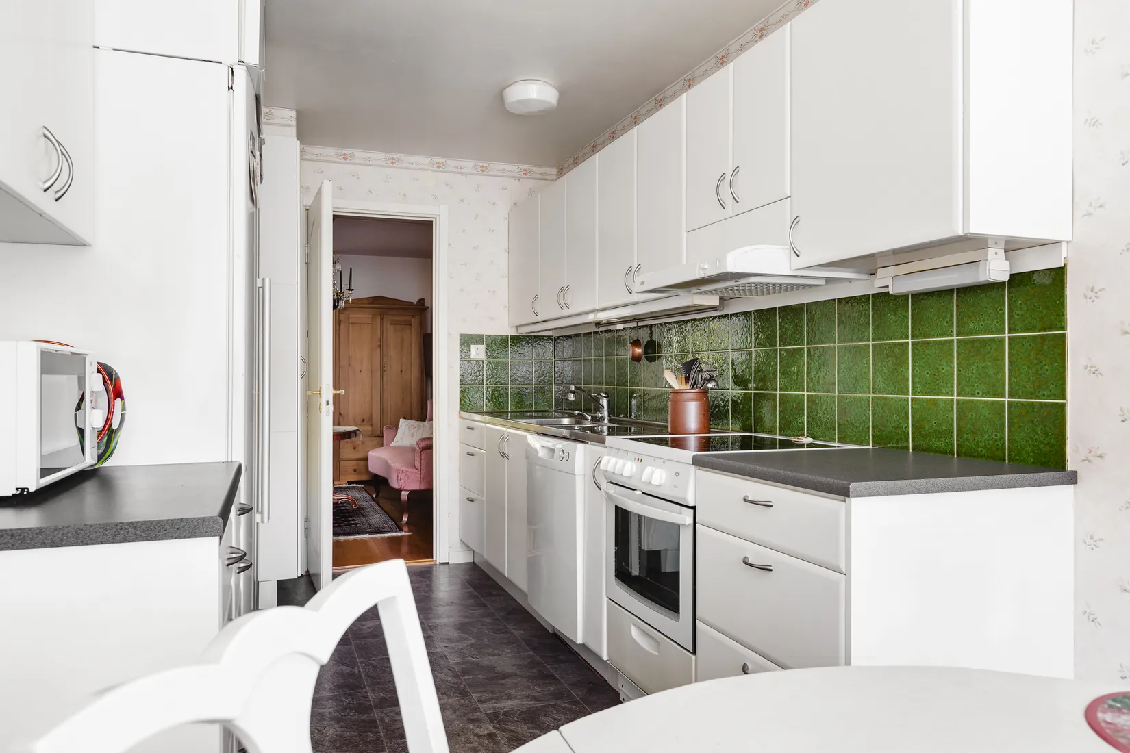 Villa, Radhus, Blomstervägen 8B, Katrineholm Nävertorp, Katrineholm