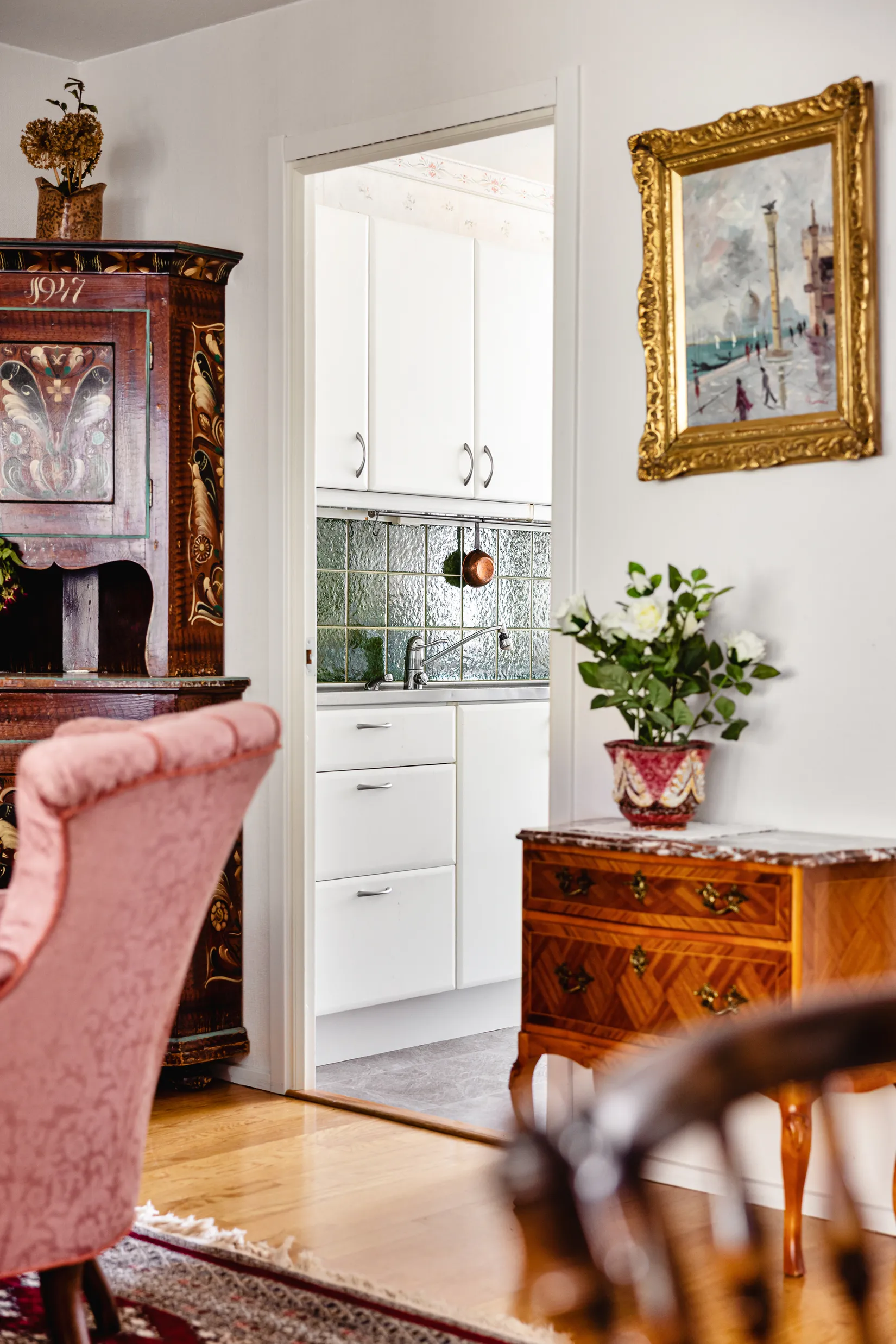 Villa, Radhus, Blomstervägen 8B, Katrineholm Nävertorp, Katrineholm