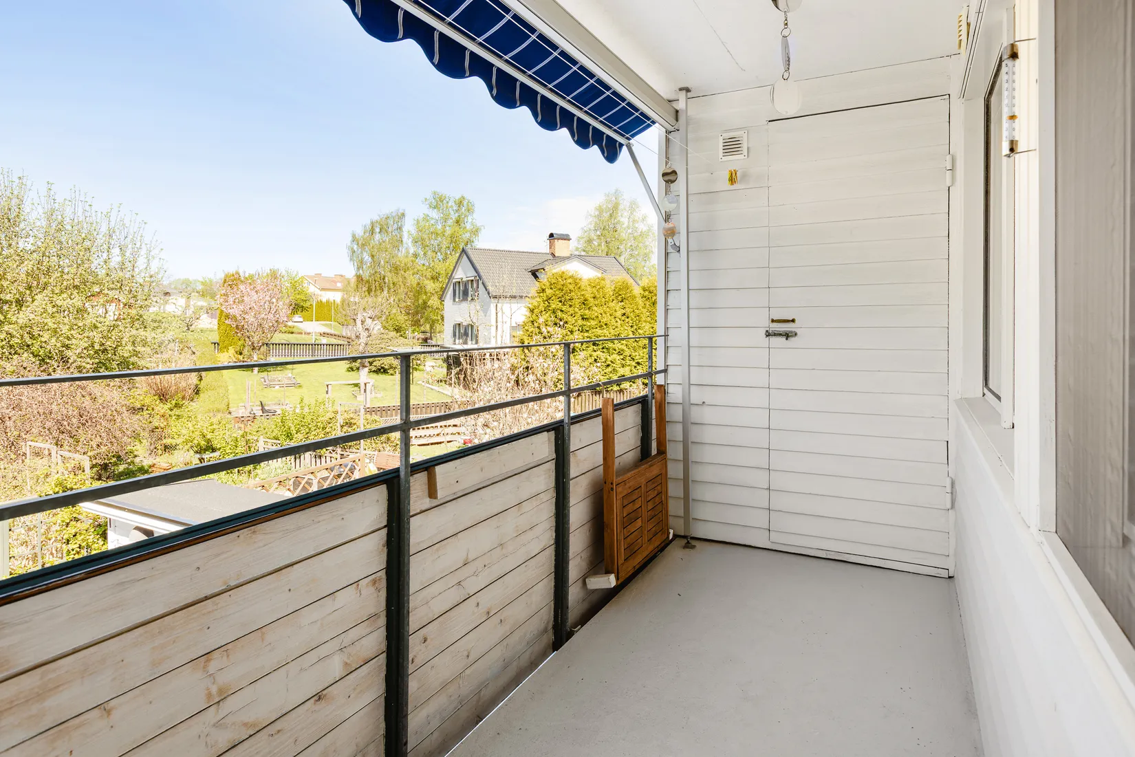 Villa, Radhus, Blomstervägen 8B, Katrineholm Nävertorp, Katrineholm