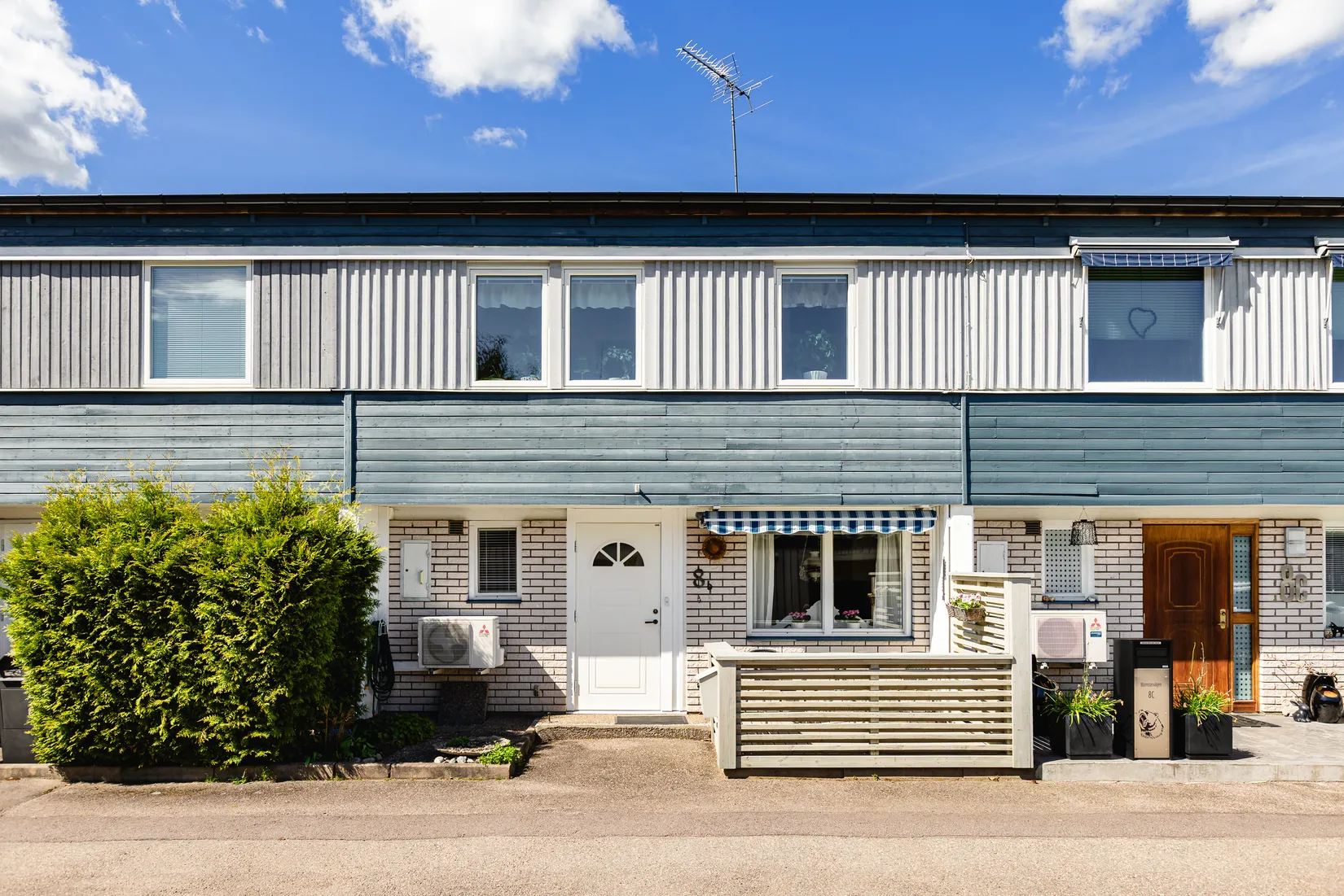 Villa, Radhus, Blomstervägen 8B, Katrineholm Nävertorp, Katrineholm
