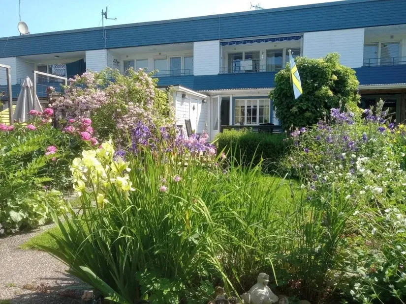 Villa, Radhus, Blomstervägen 8B, Katrineholm Nävertorp, Katrineholm