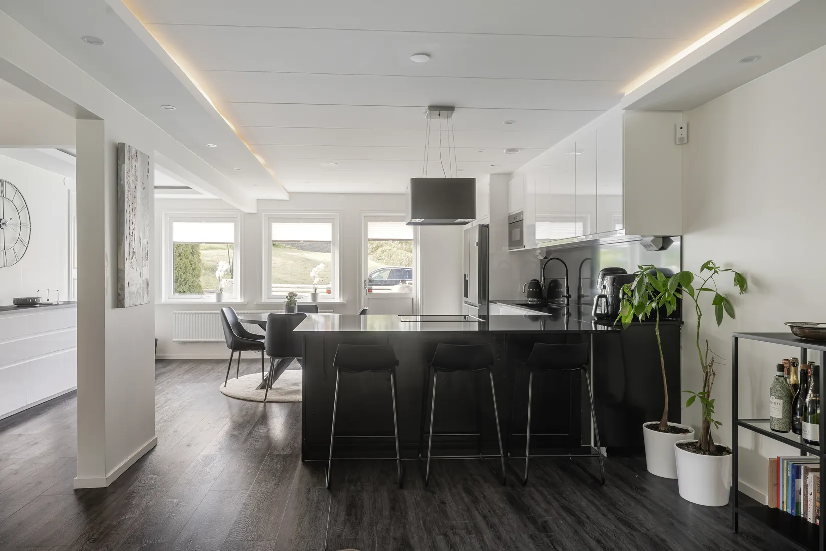 Villa, Radhus, Lövkärrsvägen 9, Segeltorp, Huddinge