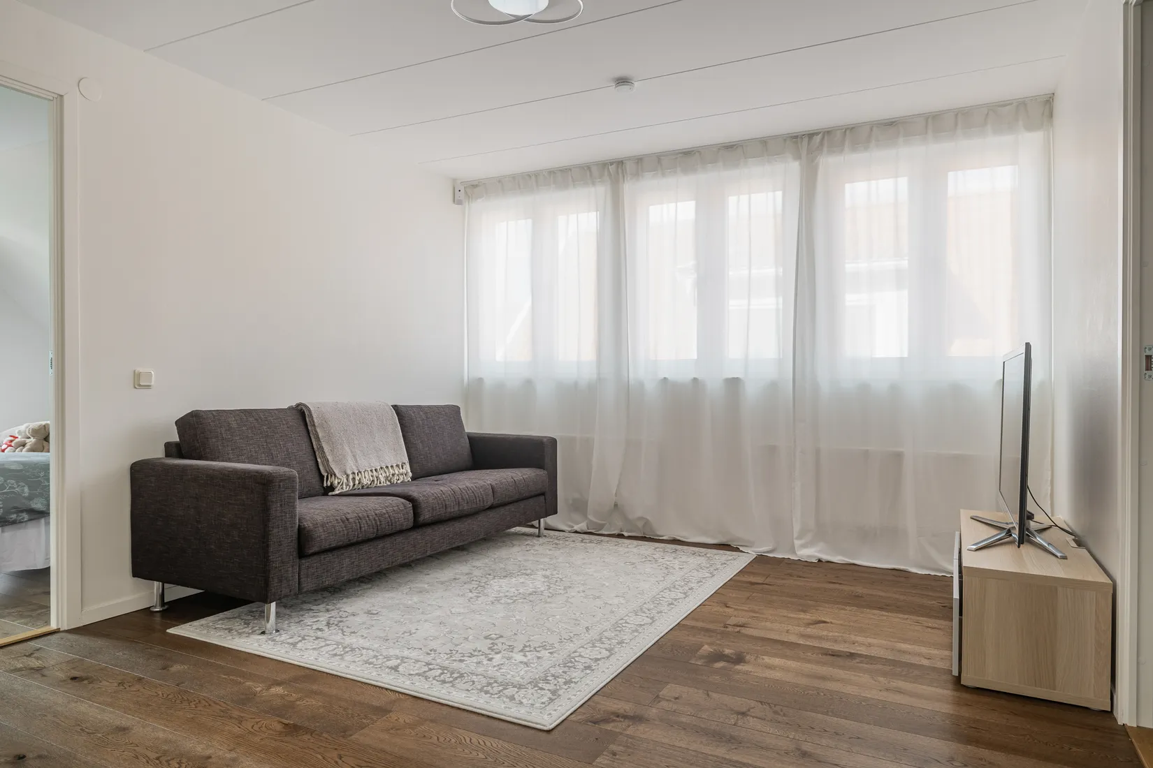 Villa, Radhus, Lövkärrsvägen 9, Segeltorp, Huddinge