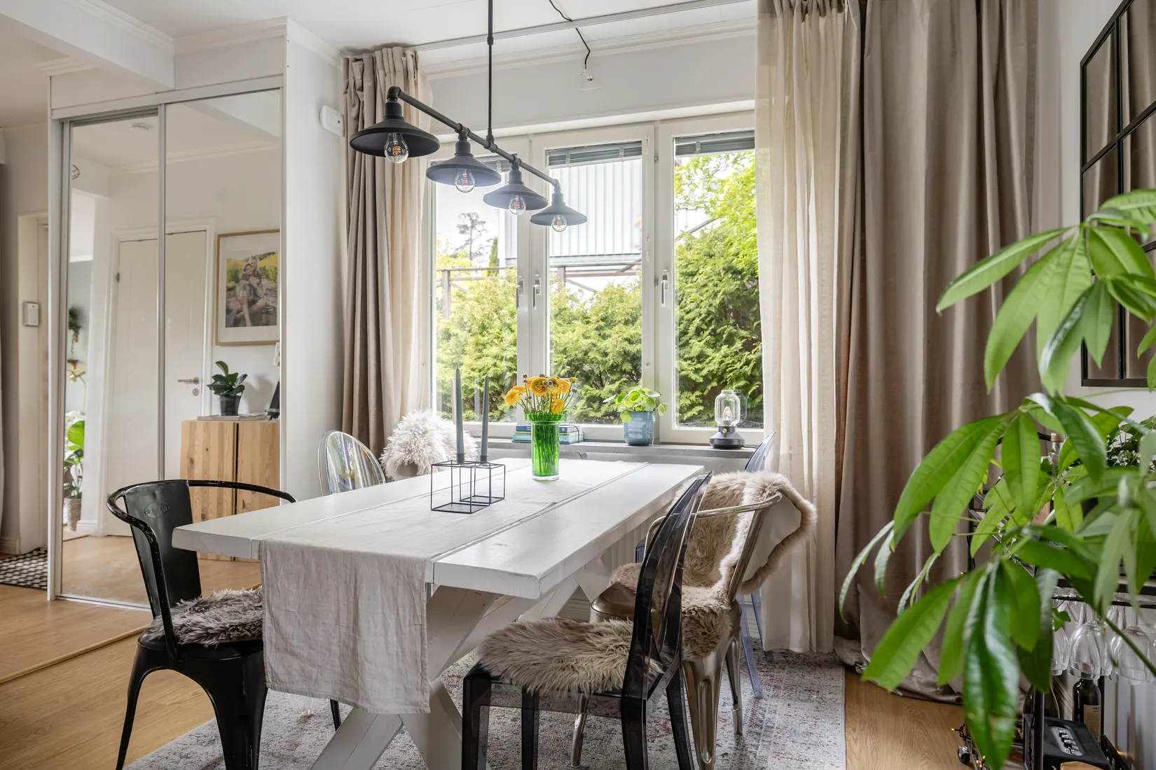 Bostadsrätt, Radhus, Vaktstigen 1D, Segeltorp, Huddinge