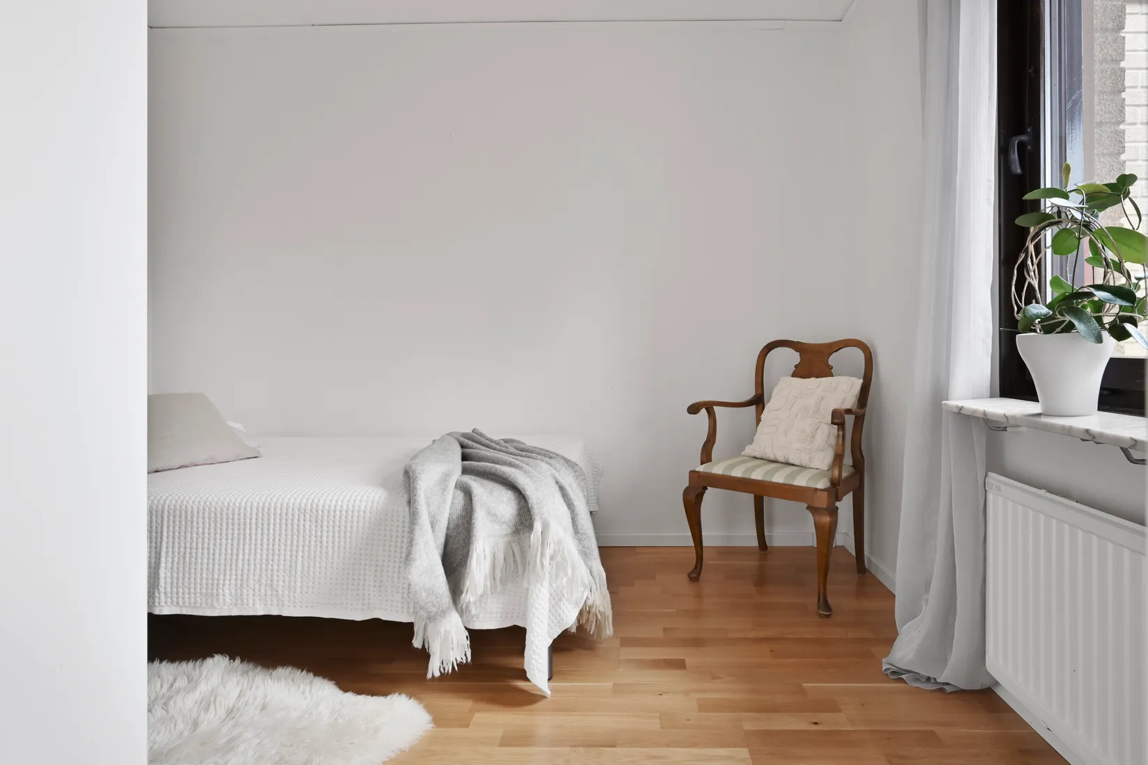 Bostadsrätt, Radhus, Polstjärnans gränd 73, Skälby, Järfälla