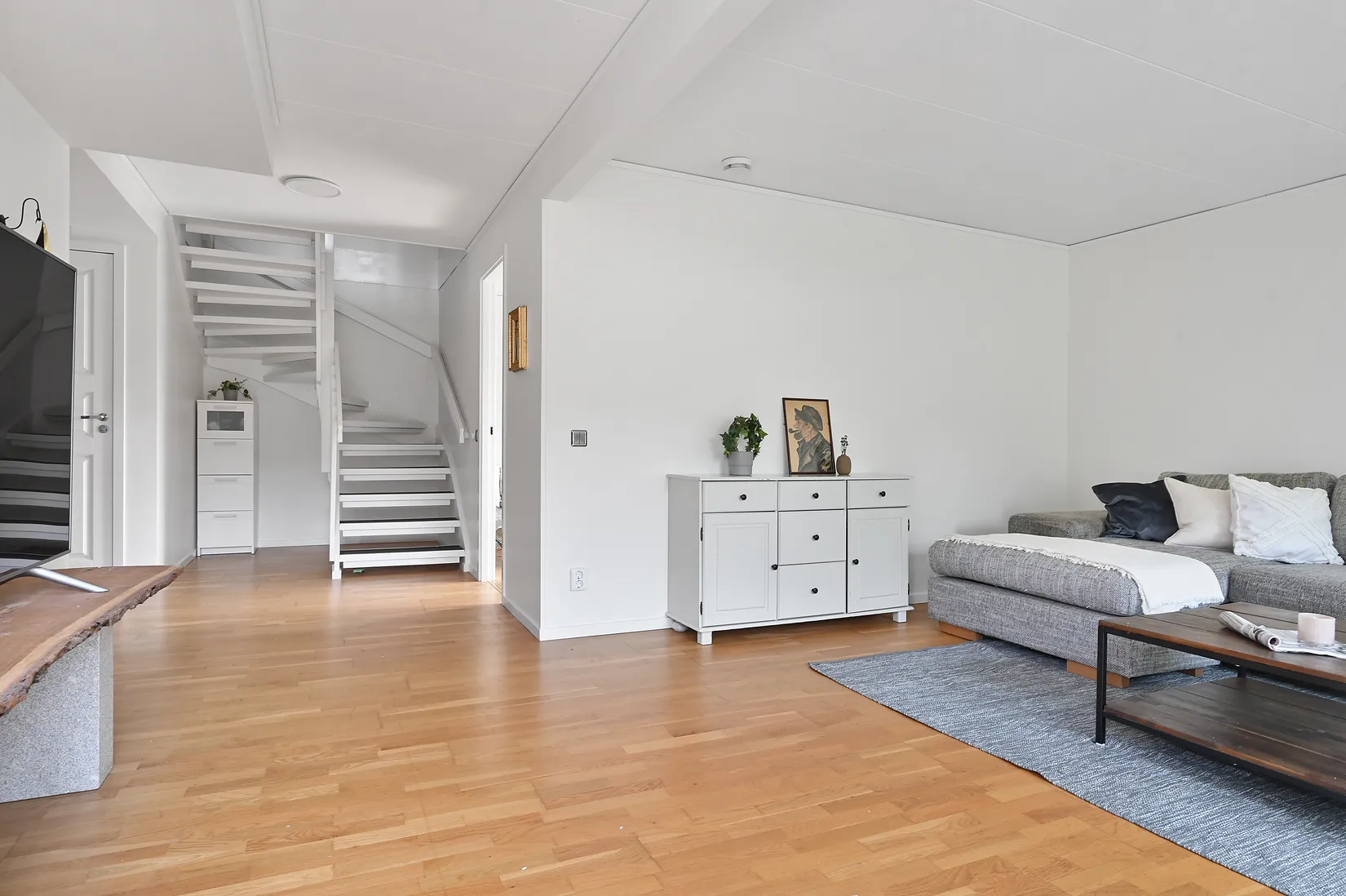 Bostadsrätt, Radhus, Vattumannens gränd 50, Skälby, Järfälla
