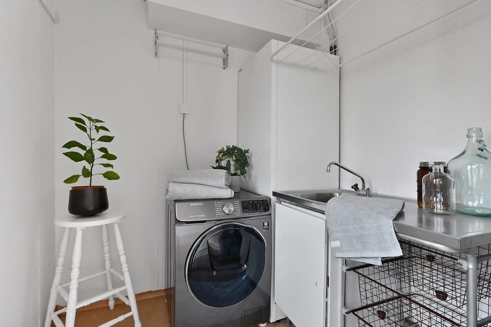 Bostadsrätt, Radhus, Vattumannens gränd 50, Skälby, Järfälla